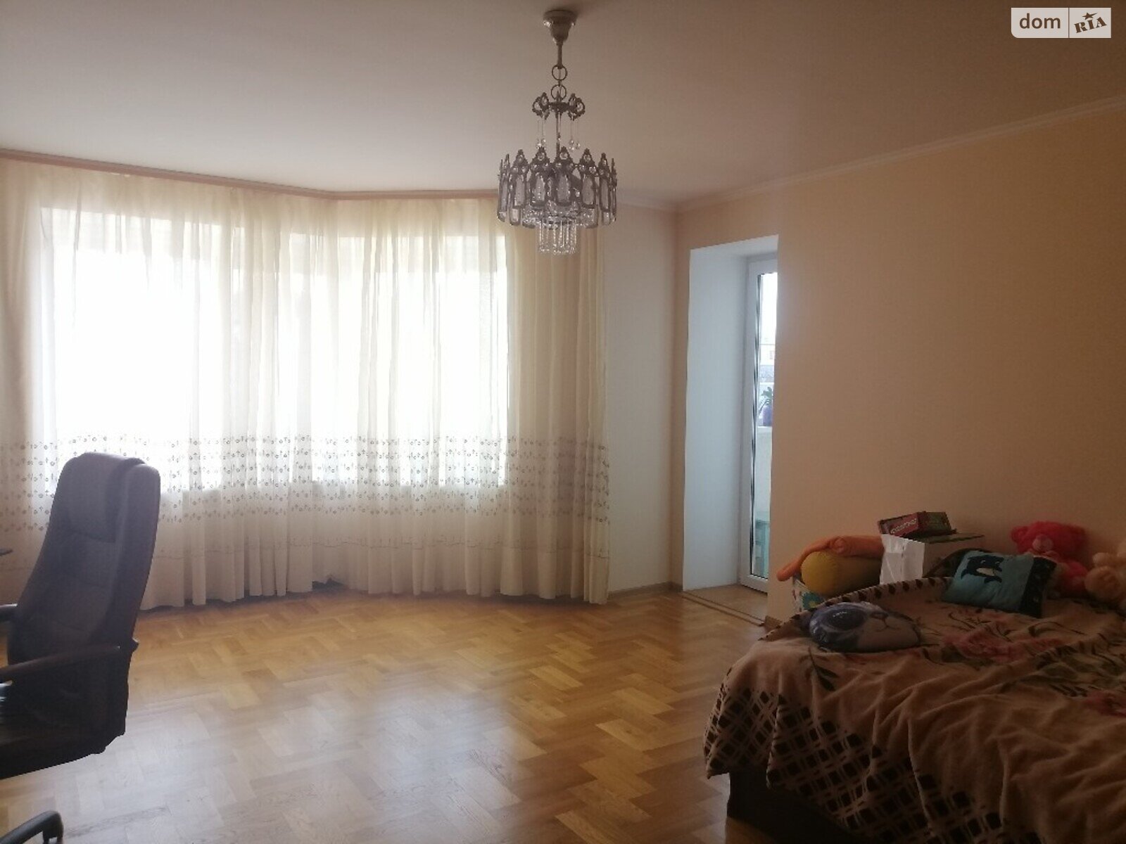 Продаж трикімнатної квартири в Тернополі, на CБандери 53, район Східний фото 1