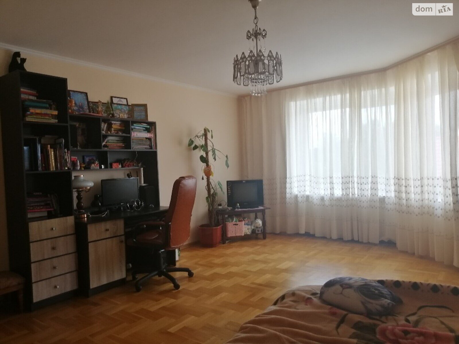 Продаж трикімнатної квартири в Тернополі, на CБандери 53, район Східний фото 1