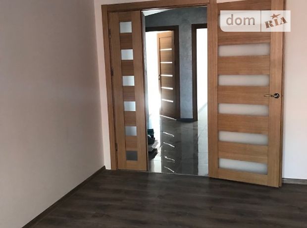 Продажа двухкомнатной квартиры в Тернополе, на просп. Бандеры Степана район Схидный фото 1 Продажа двухкомнатной квартиры в Тернополе, на просп. Бандеры Степана район Схидный фото 1