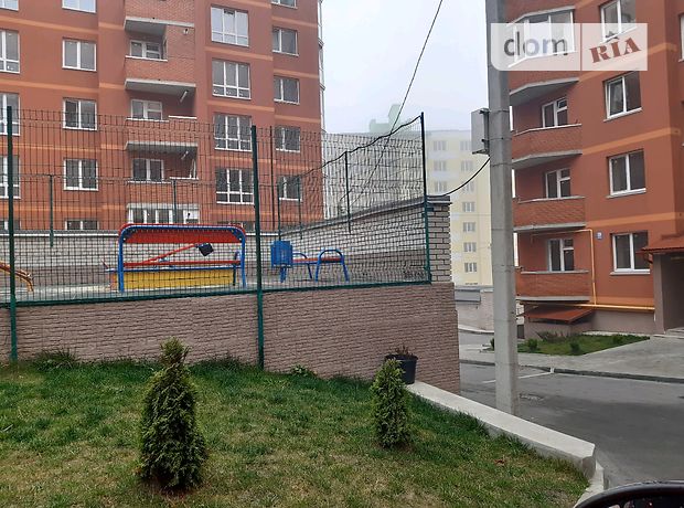 Продажа трехкомнатной квартиры в Тернополе, на просп. Бандеры Степана 83, район Схидный фото 1 Продажа трехкомнатной квартиры в Тернополе, на просп. Бандеры Степана 83, район Схидный фото 1