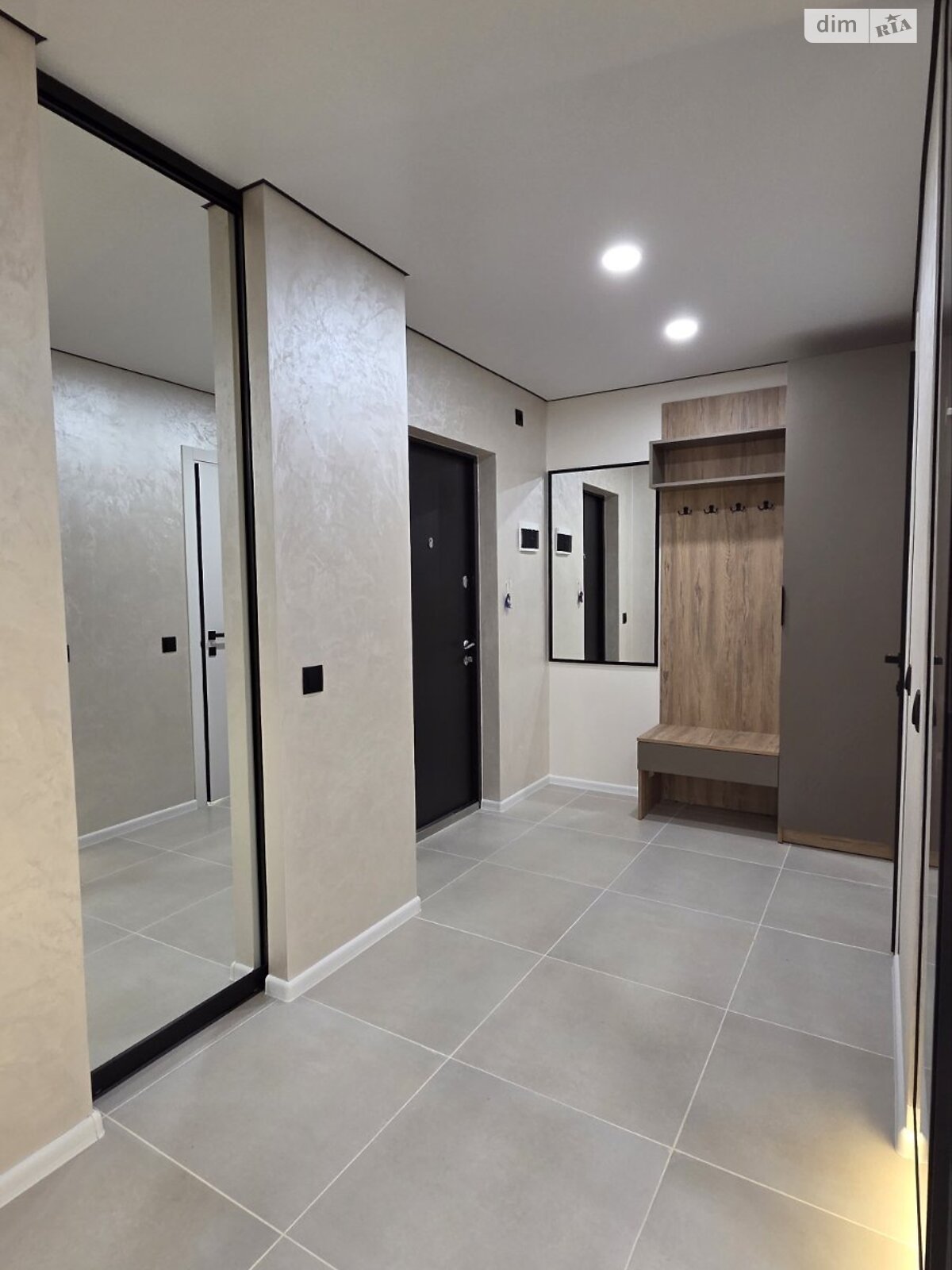 Продажа трехкомнатной квартиры в Тернополе, на ул. Смакулы 8, фото 1 Продажа трехкомнатной квартиры в Тернополе, на ул. Смакулы 8, фото 1