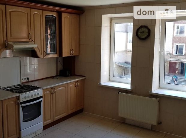 Продажа трехкомнатной квартиры в Тернополе, на ул. Галицкая район Солнечный фото 1 Продажа трехкомнатной квартиры в Тернополе, на ул. Галицкая район Солнечный фото 1