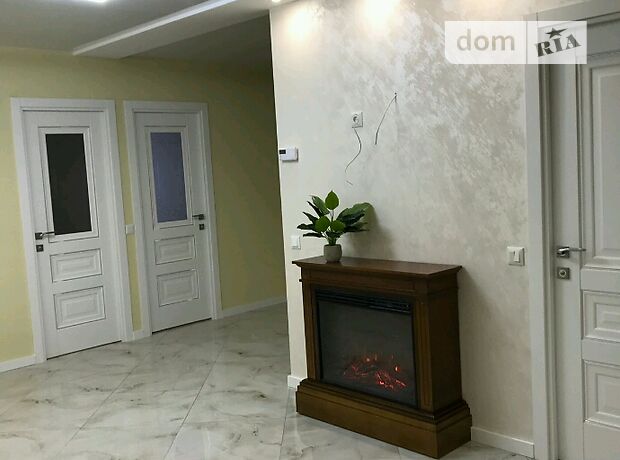 Продажа трехкомнатной квартиры в Тернополе, на ул. Киевская район Солнечный фото 1 Продажа трехкомнатной квартиры в Тернополе, на ул. Киевская район Солнечный фото 1