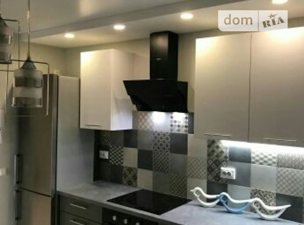Продажа трехкомнатной квартиры в Тернополе, на ул. Киевская район Солнечный фото 1 Продажа трехкомнатной квартиры в Тернополе, на ул. Киевская район Солнечный фото 1