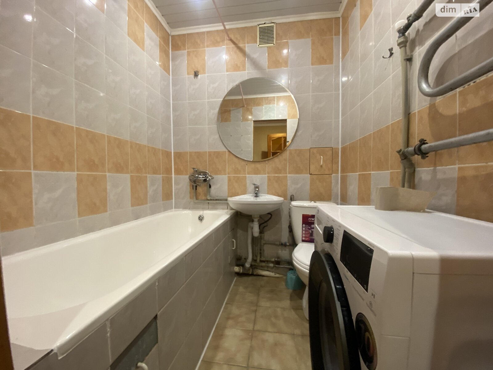 Продаж трикімнатної квартири в Тернополі, на вул. Лисенка, район Старий парк фото 1 Продаж трикімнатної квартири в Тернополі, на вул. Лисенка, район Старий парк фото 1