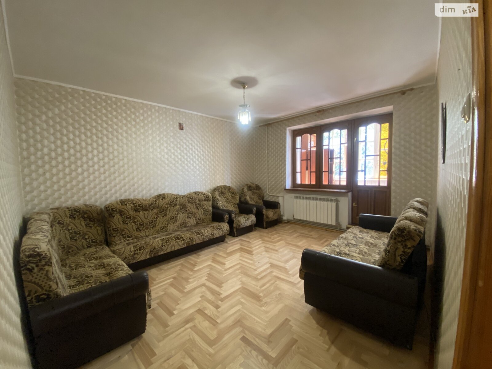 Продаж трикімнатної квартири в Тернополі, на вул. Лисенка, район Старий парк фото 1 Продаж трикімнатної квартири в Тернополі, на вул. Лисенка, район Старий парк фото 1