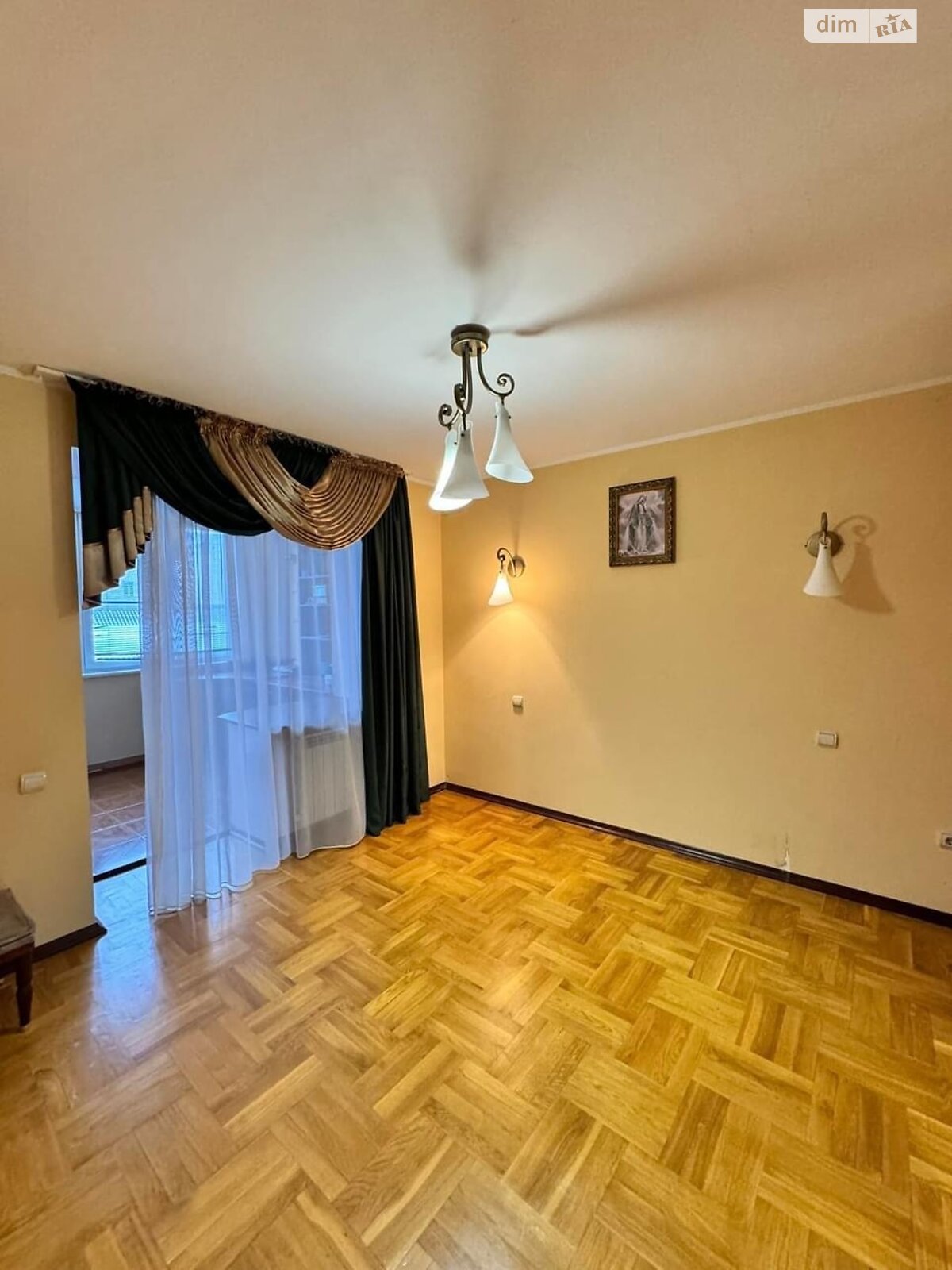 Продажа трехкомнатной квартиры в Тернополе, на ул. Коцюбинского 6, кв. 51, район Старый парк фото 1