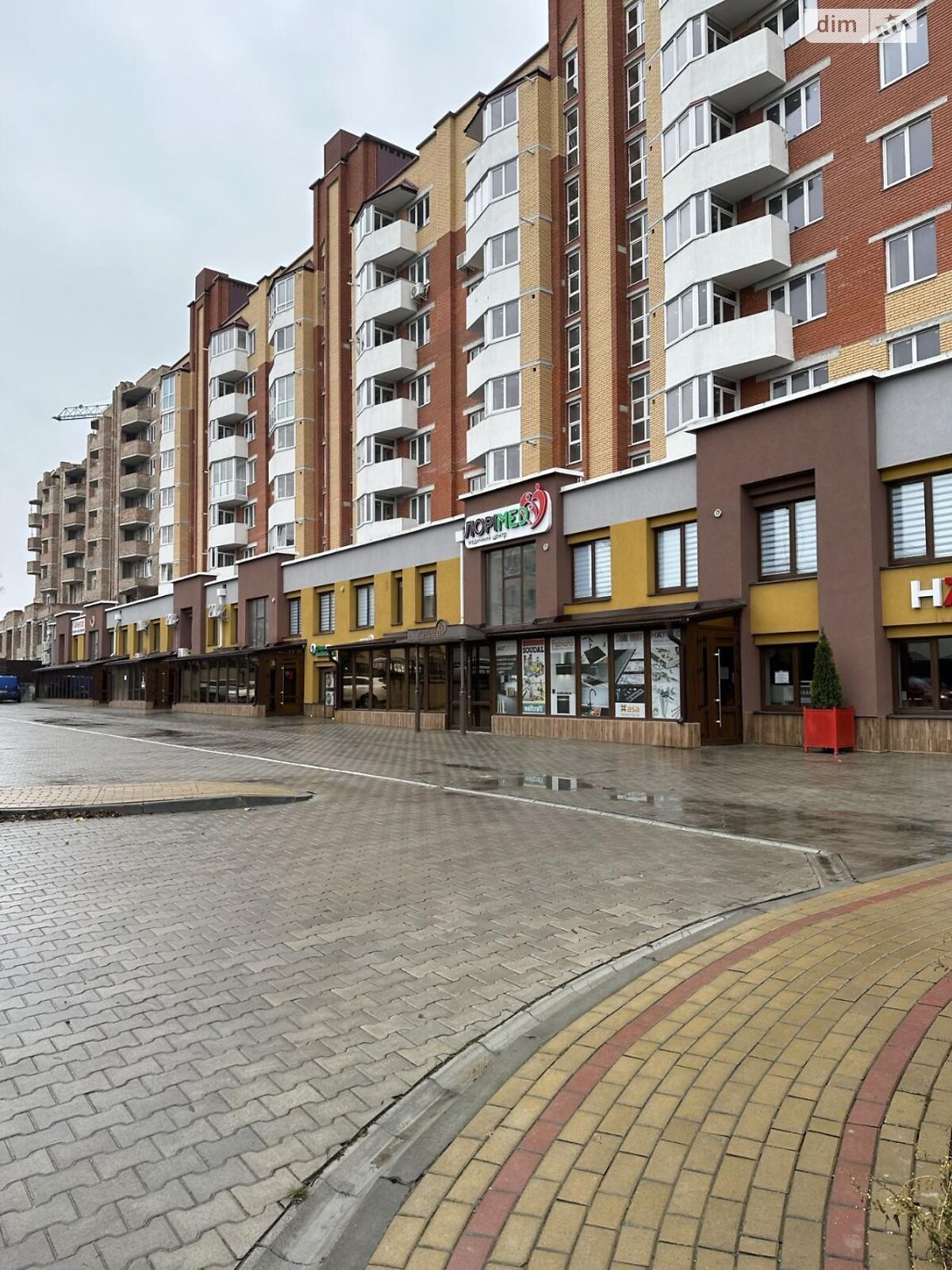 Продажа трехкомнатной квартиры в Тернополе, на ул. Галицкая, район Старый парк фото 1 Продажа трехкомнатной квартиры в Тернополе, на ул. Галицкая, район Старый парк фото 1