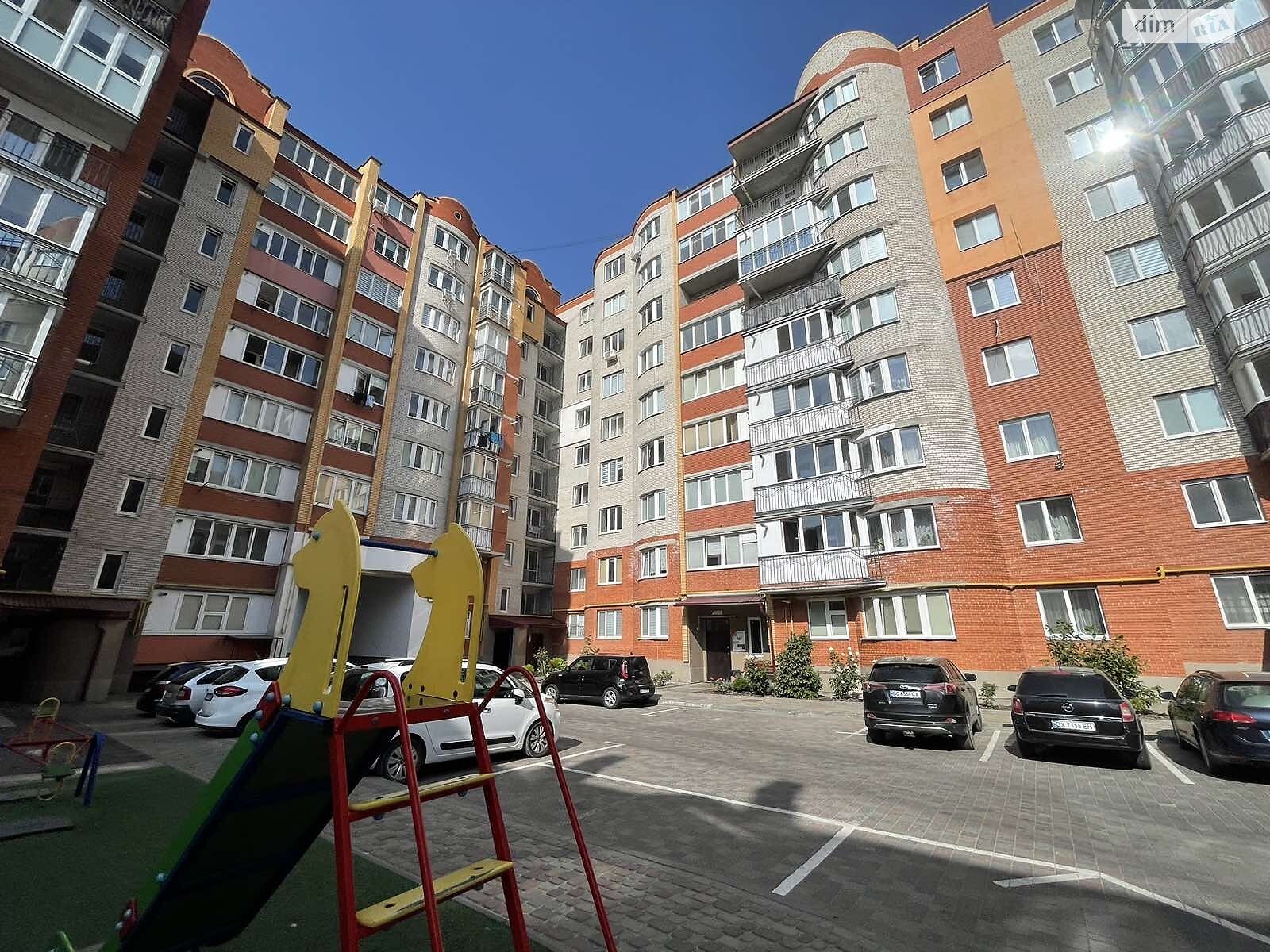 Продаж трикімнатної квартири в Тернополі, на вул. Коцюбинського, район Старий парк фото 1 Продаж трикімнатної квартири в Тернополі, на вул. Коцюбинського, район Старий парк фото 1
