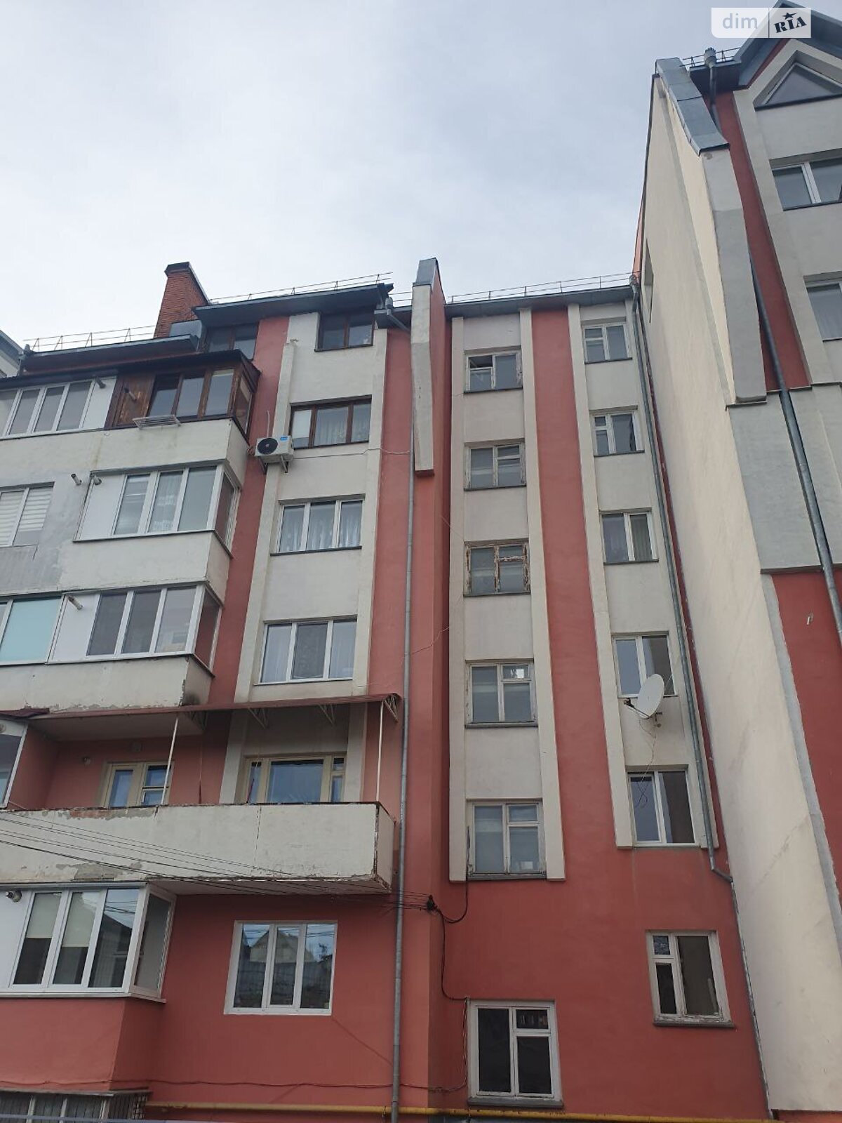 Продаж трикімнатної квартири в Тернополі, на вул. Квітки Цісик 60, район Старий парк фото 1 Продаж трикімнатної квартири в Тернополі, на вул. Квітки Цісик 60, район Старий парк фото 1