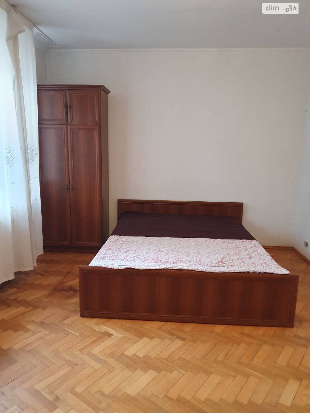 Продаж трикімнатної квартири в Тернополі, на вул. Квітки Цісик 60, район Старий парк фото 1 Продаж трикімнатної квартири в Тернополі, на вул. Квітки Цісик 60, район Старий парк фото 1