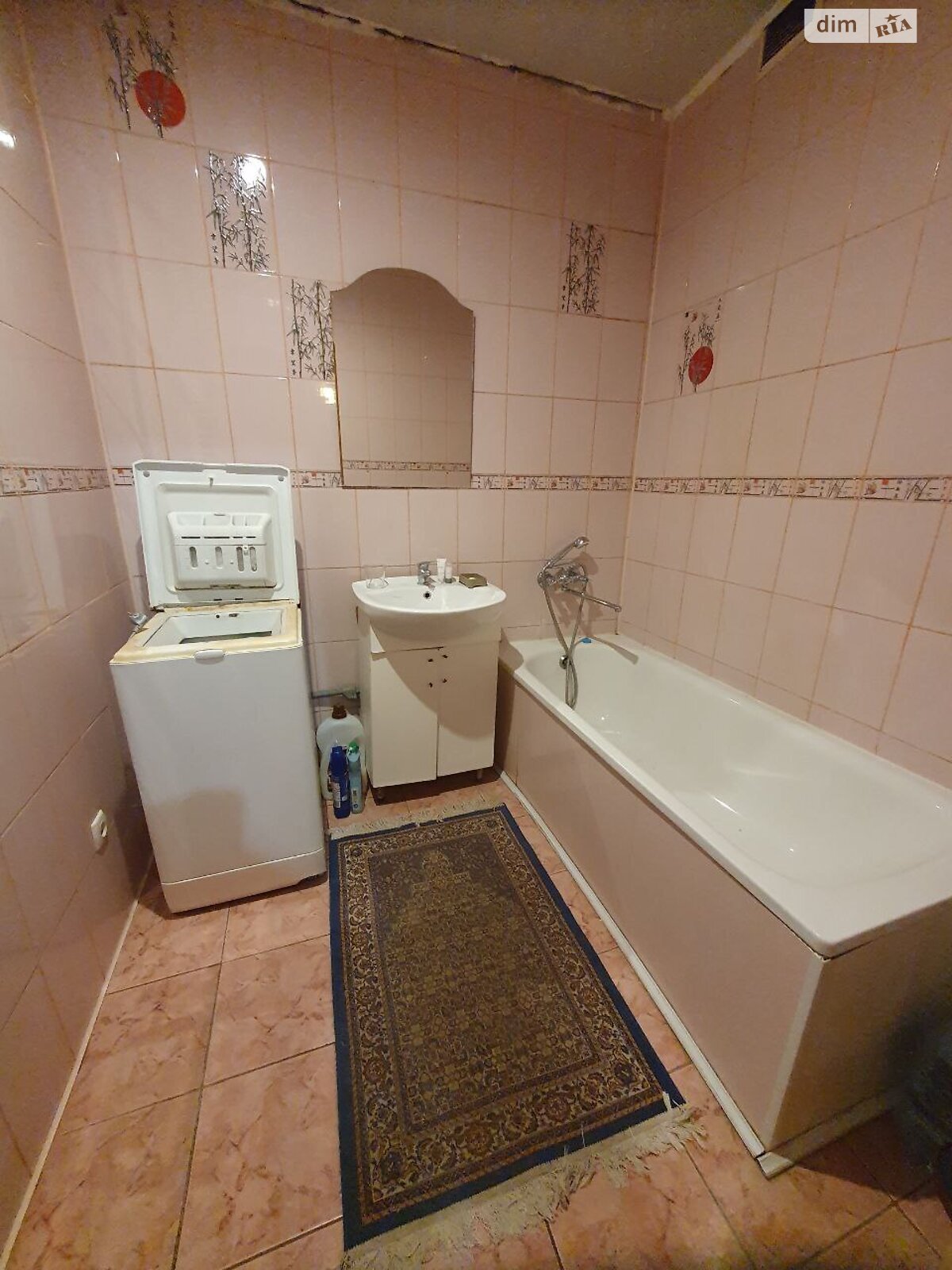 Продаж трикімнатної квартири в Тернополі, на вул. Квітки Цісик 60, район Старий парк фото 1 Продаж трикімнатної квартири в Тернополі, на вул. Квітки Цісик 60, район Старий парк фото 1