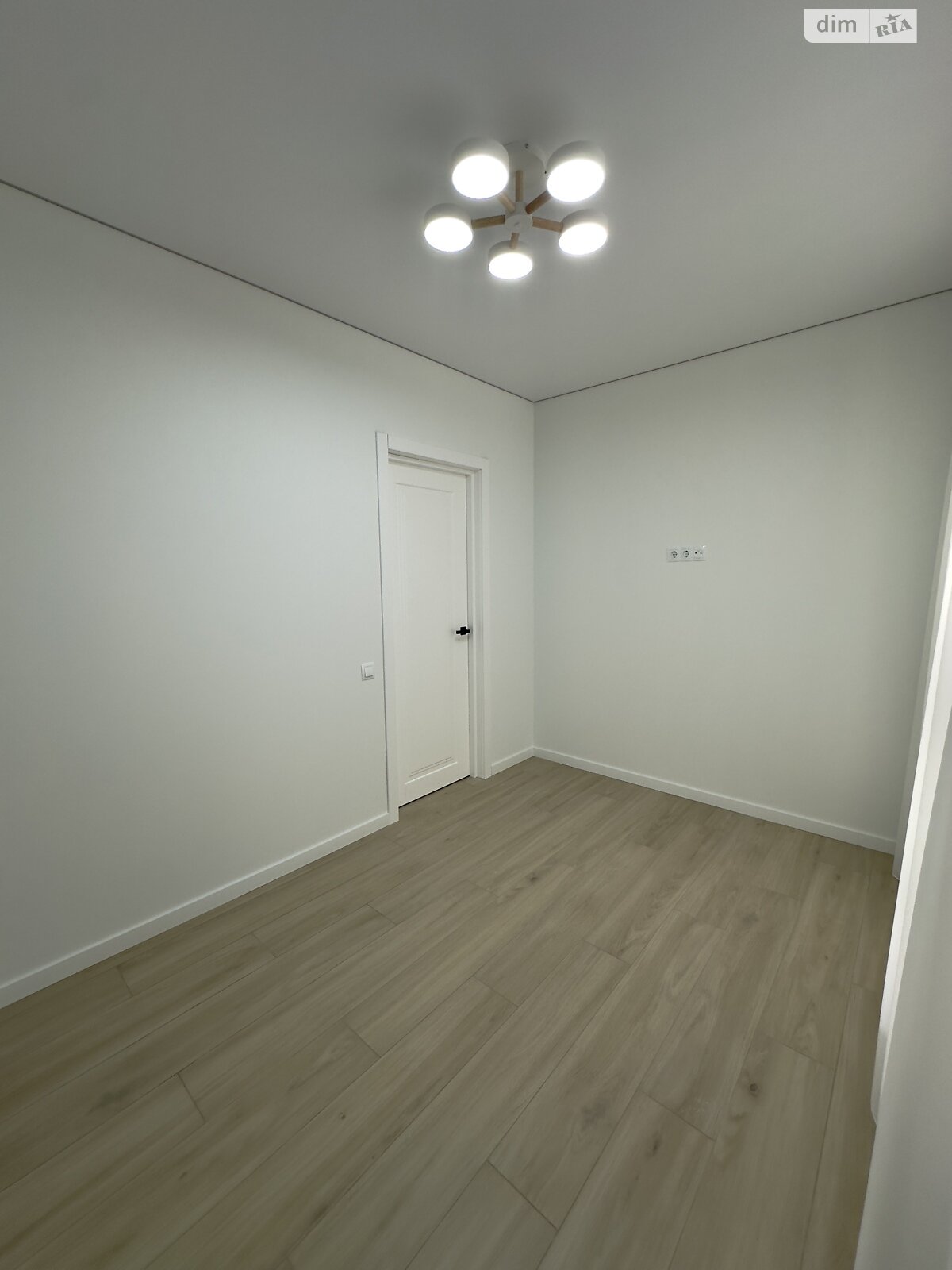 Продажа двухкомнатной квартиры в Тернополе, на ул. Квитки Цисык 54, район Старый парк фото 1 Продажа двухкомнатной квартиры в Тернополе, на ул. Квитки Цисык 54, район Старый парк фото 1