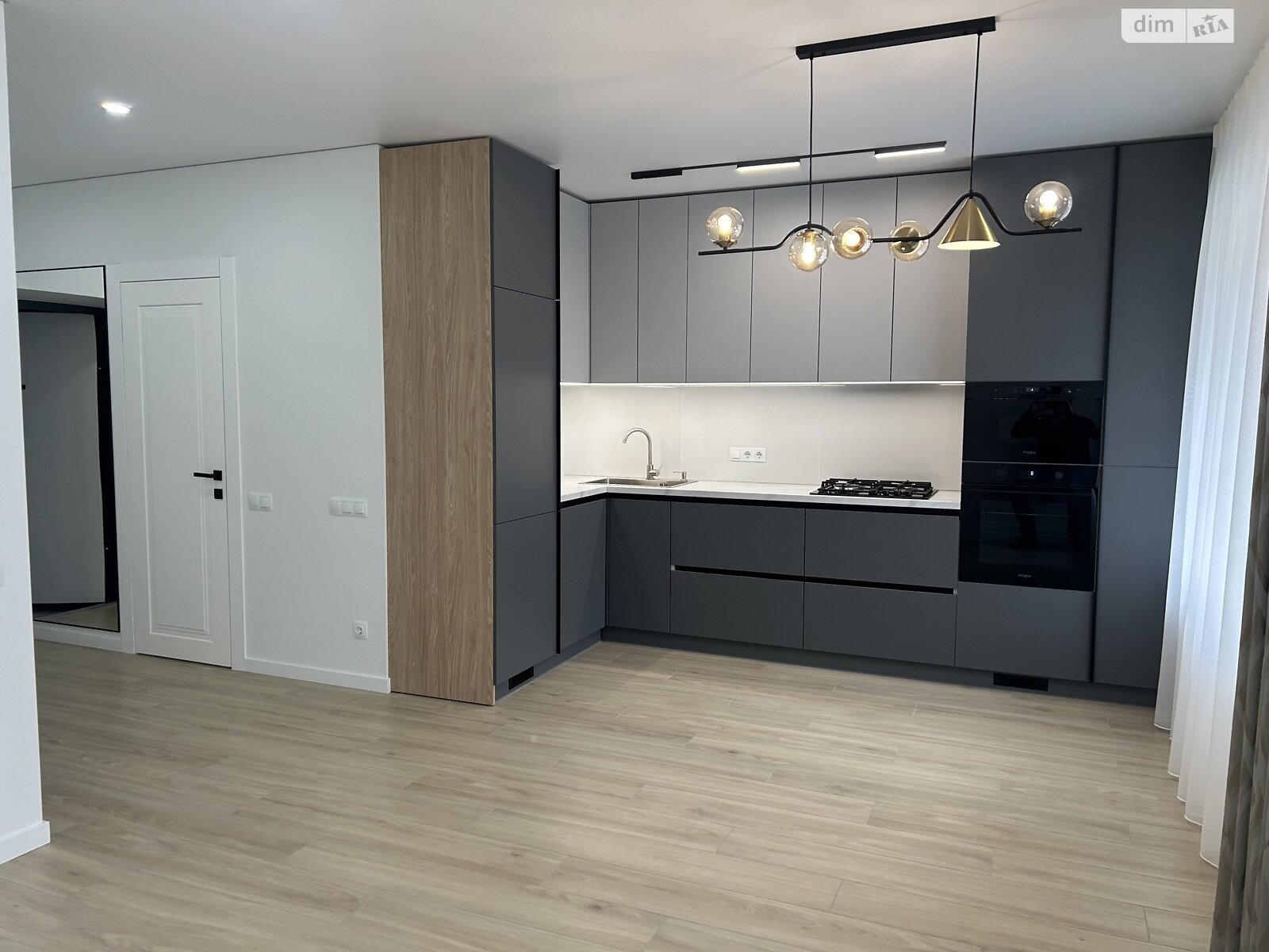 Продажа двухкомнатной квартиры в Тернополе, на ул. Квитки Цисык 54, район Старый парк фото 1 Продажа двухкомнатной квартиры в Тернополе, на ул. Квитки Цисык 54, район Старый парк фото 1