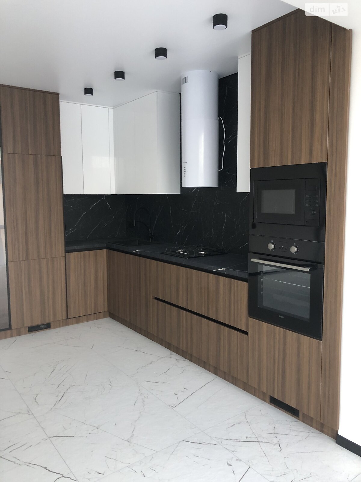 Продаж двокімнатної квартири в Тернополі, на вул. Квітки Цісик 54Д, район Старий парк фото 1 Продаж двокімнатної квартири в Тернополі, на вул. Квітки Цісик 54Д, район Старий парк фото 1