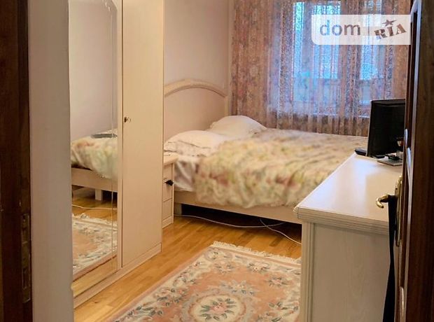 Продажа четырехкомнатной квартиры в Тернополе, на Ломоносова Михайла улица район Старый парк фото 1 Продажа четырехкомнатной квартиры в Тернополе, на Ломоносова Михайла улица район Старый парк фото 1
