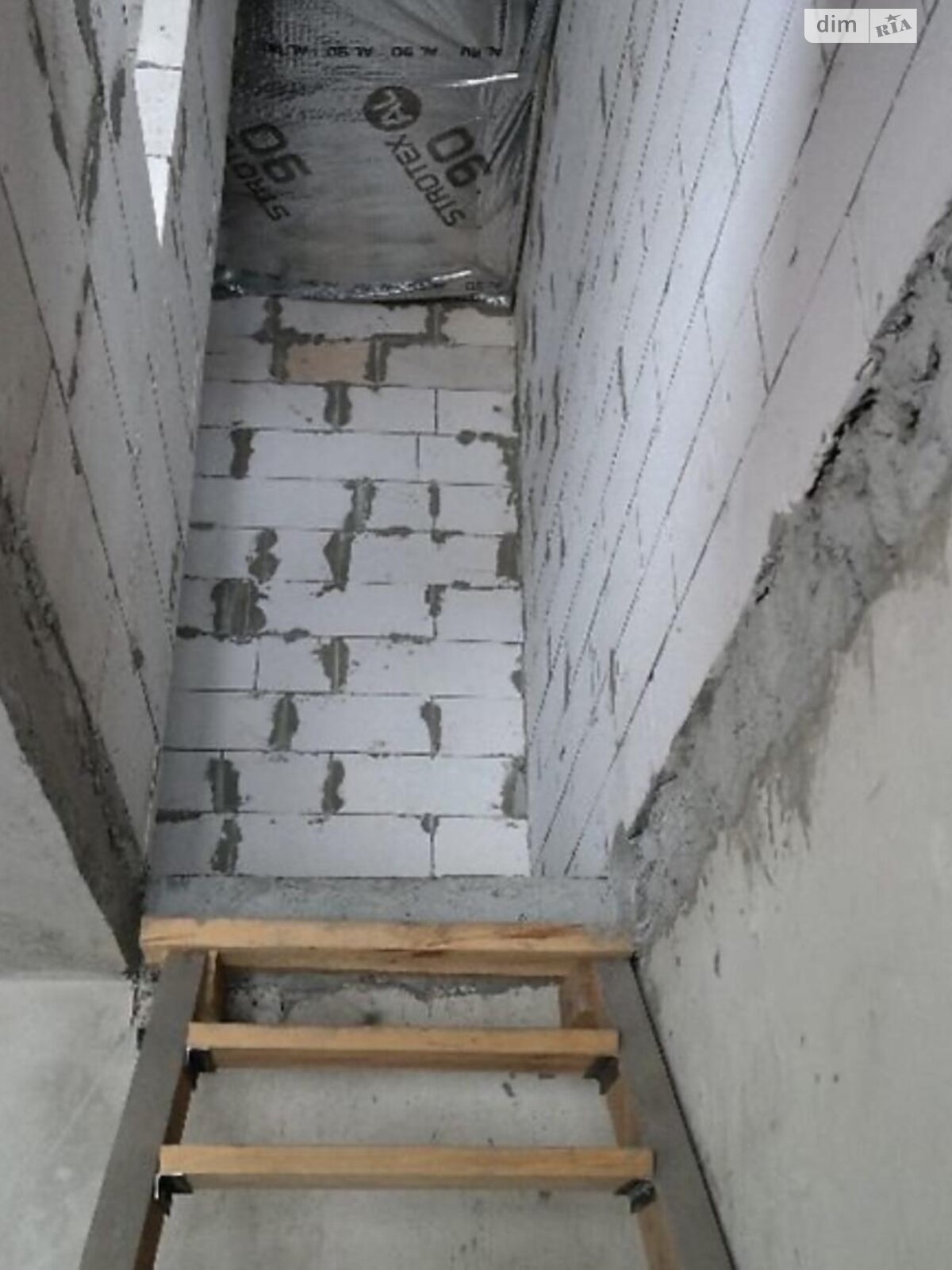Продажа трехкомнатной квартиры в Тернополе, на ул. Лысенко, район Старый парк фото 1 Продажа трехкомнатной квартиры в Тернополе, на ул. Лысенко, район Старый парк фото 1