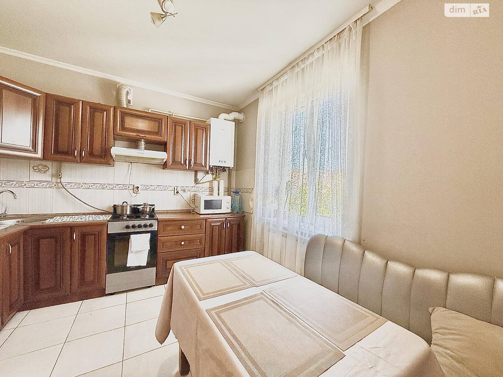 Продажа двухкомнатной квартиры в Тернополе, на ул. Подгородная, район Старый парк фото 1 Продажа двухкомнатной квартиры в Тернополе, на ул. Подгородная, район Старый парк фото 1