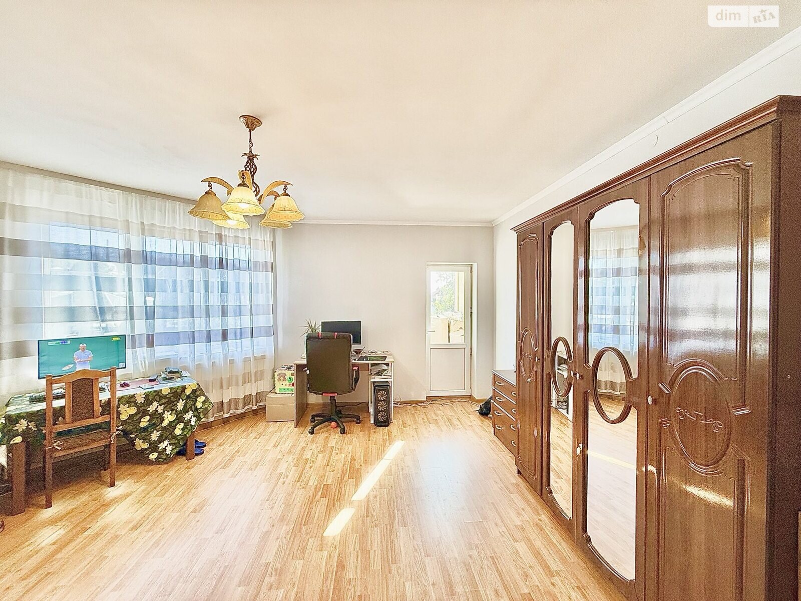 Продажа двухкомнатной квартиры в Тернополе, на ул. Подгородная, район Старый парк фото 1 Продажа двухкомнатной квартиры в Тернополе, на ул. Подгородная, район Старый парк фото 1