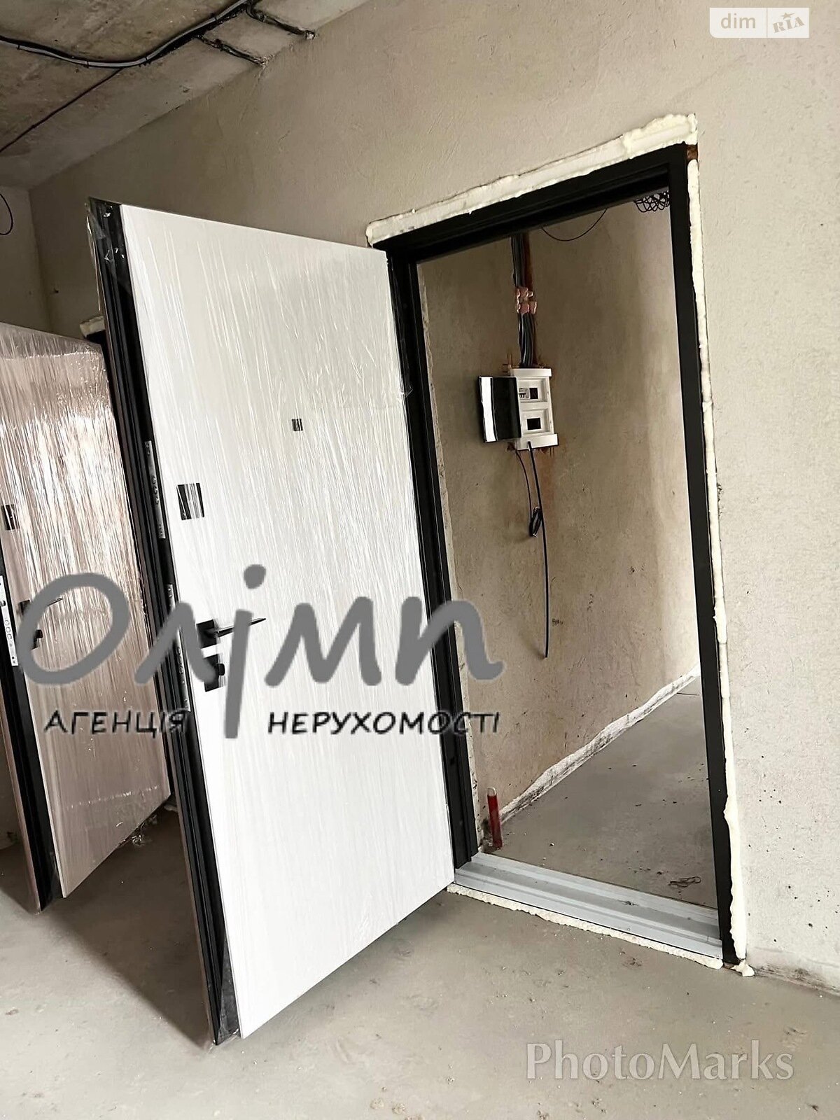 Продажа двухкомнатной квартиры в Тернополе, на ул. Полевого Омельяна, район Старый парк фото 1 Продажа двухкомнатной квартиры в Тернополе, на ул. Полевого Омельяна, район Старый парк фото 1