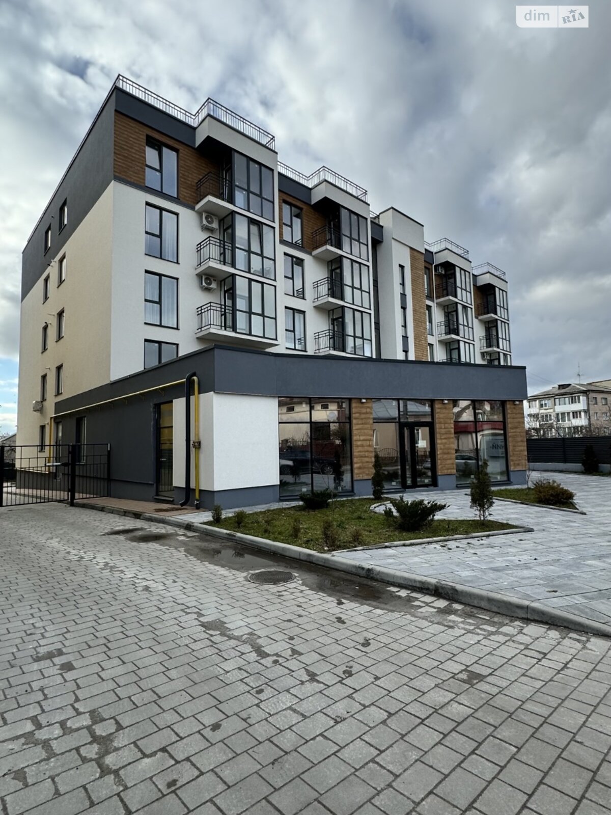 Продажа двухкомнатной квартиры в Тернополе, на ул. Веселая 11, район Старый парк фото 1
