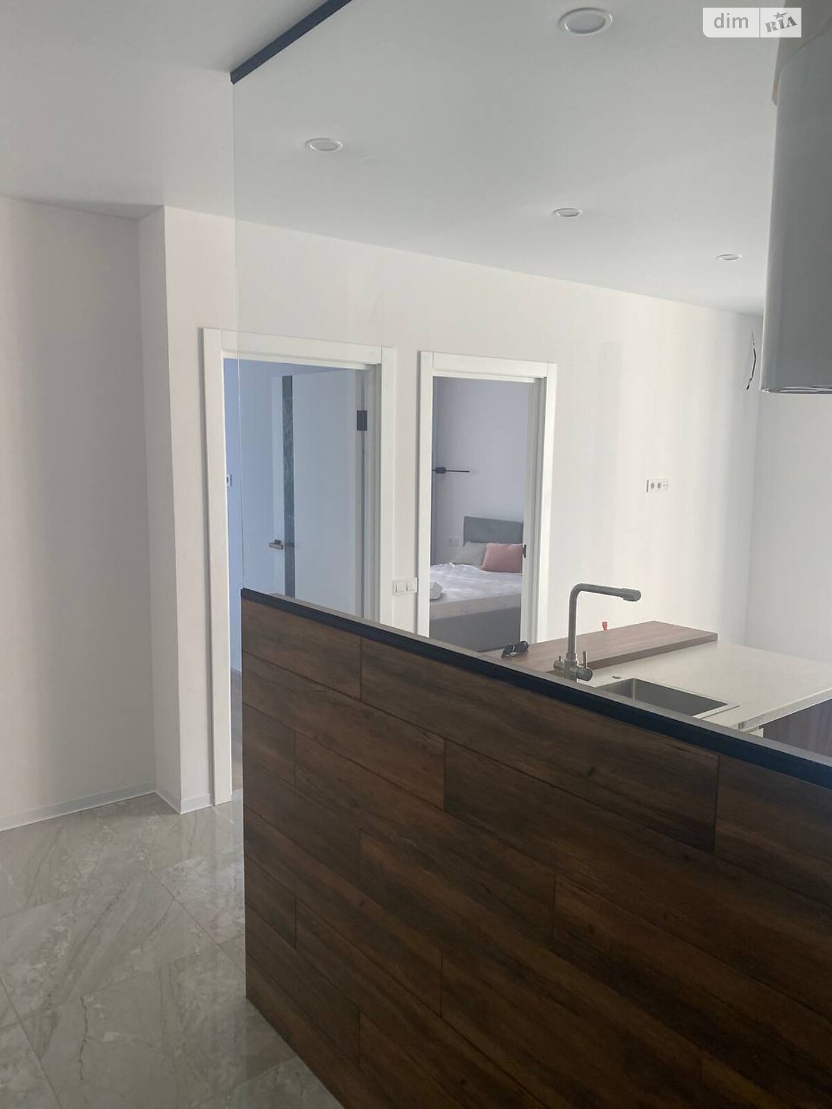 Продажа двухкомнатной квартиры в Тернополе, на ул. Веселая 35, район Старый парк фото 1 Продажа двухкомнатной квартиры в Тернополе, на ул. Веселая 35, район Старый парк фото 1
