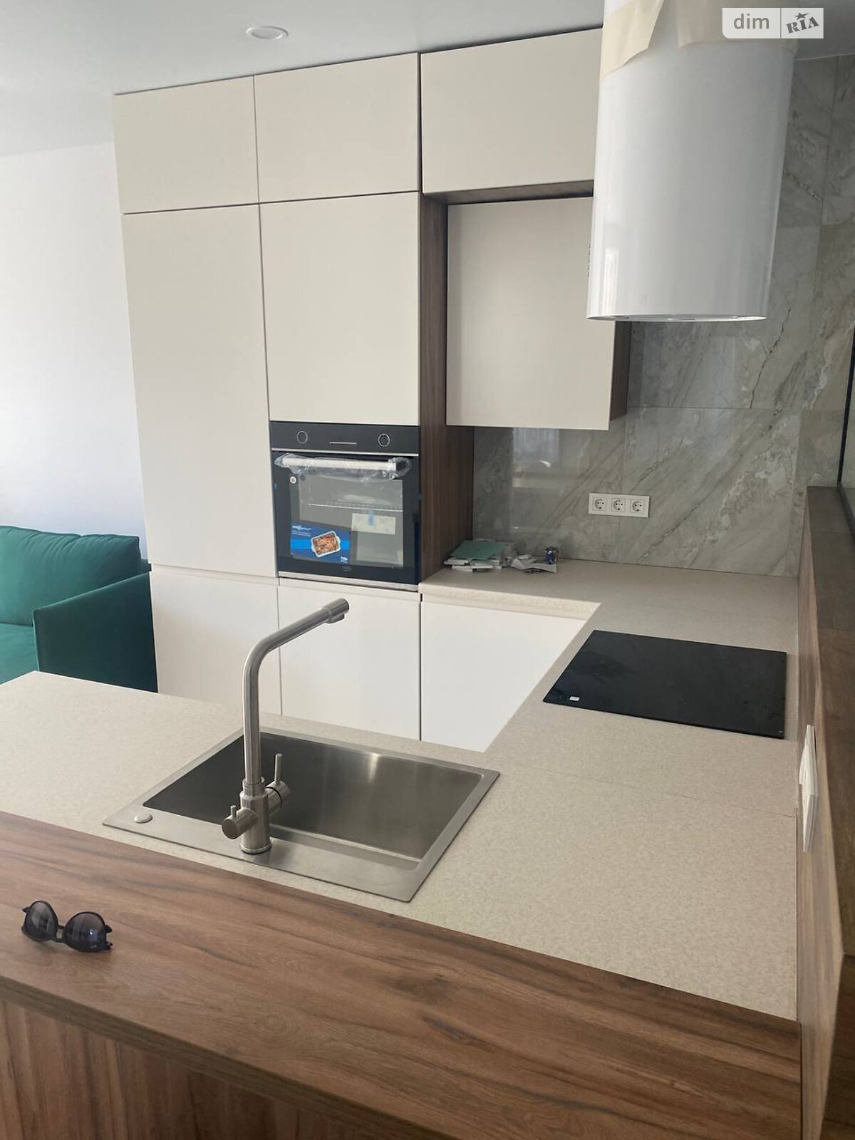 Продажа двухкомнатной квартиры в Тернополе, на ул. Веселая 35, район Старый парк фото 1 Продажа двухкомнатной квартиры в Тернополе, на ул. Веселая 35, район Старый парк фото 1