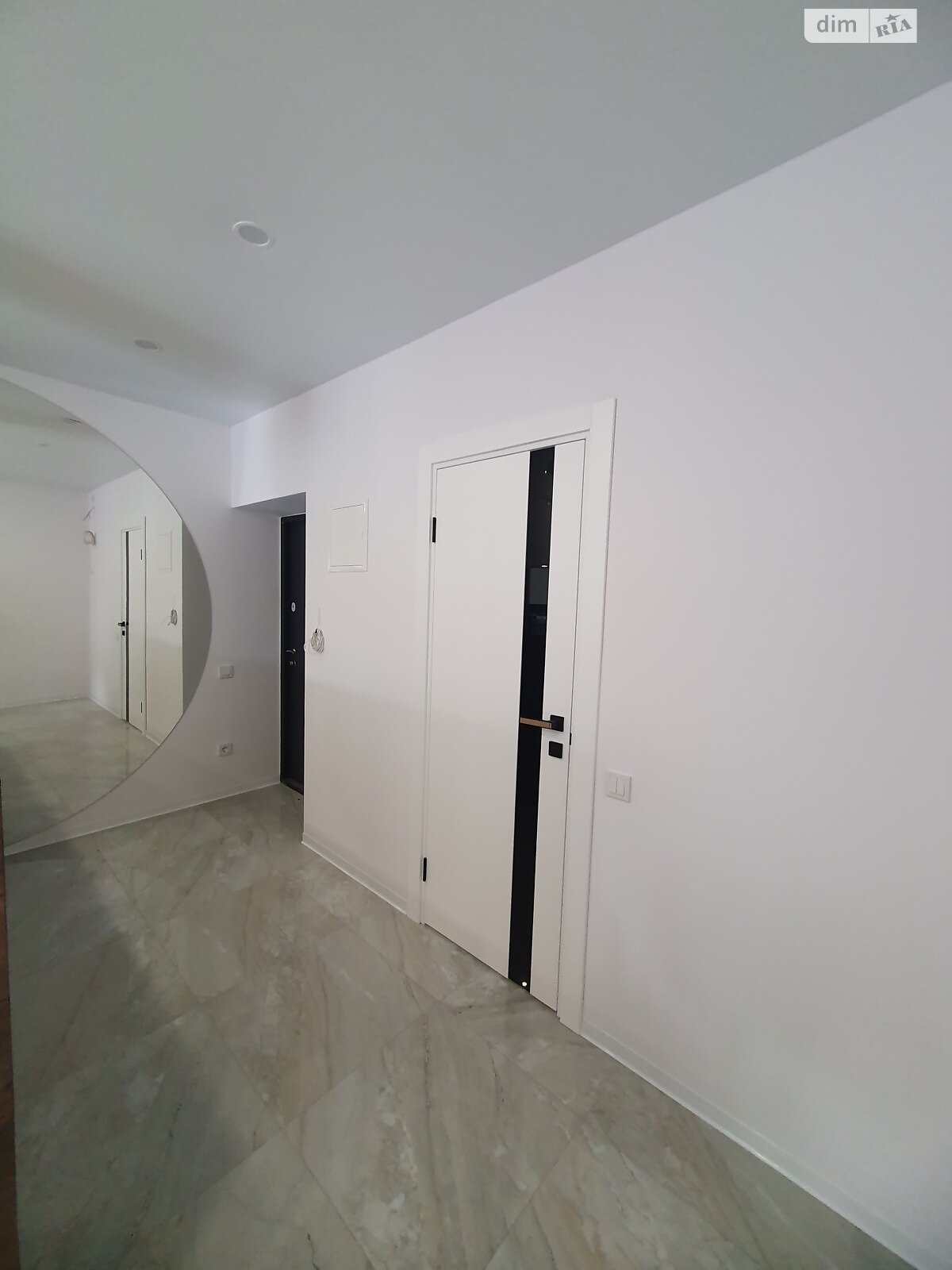 Продаж двокімнатної квартири в Тернополі, на вул. Весела 35, район Старий парк фото 1 Продаж двокімнатної квартири в Тернополі, на вул. Весела 35, район Старий парк фото 1