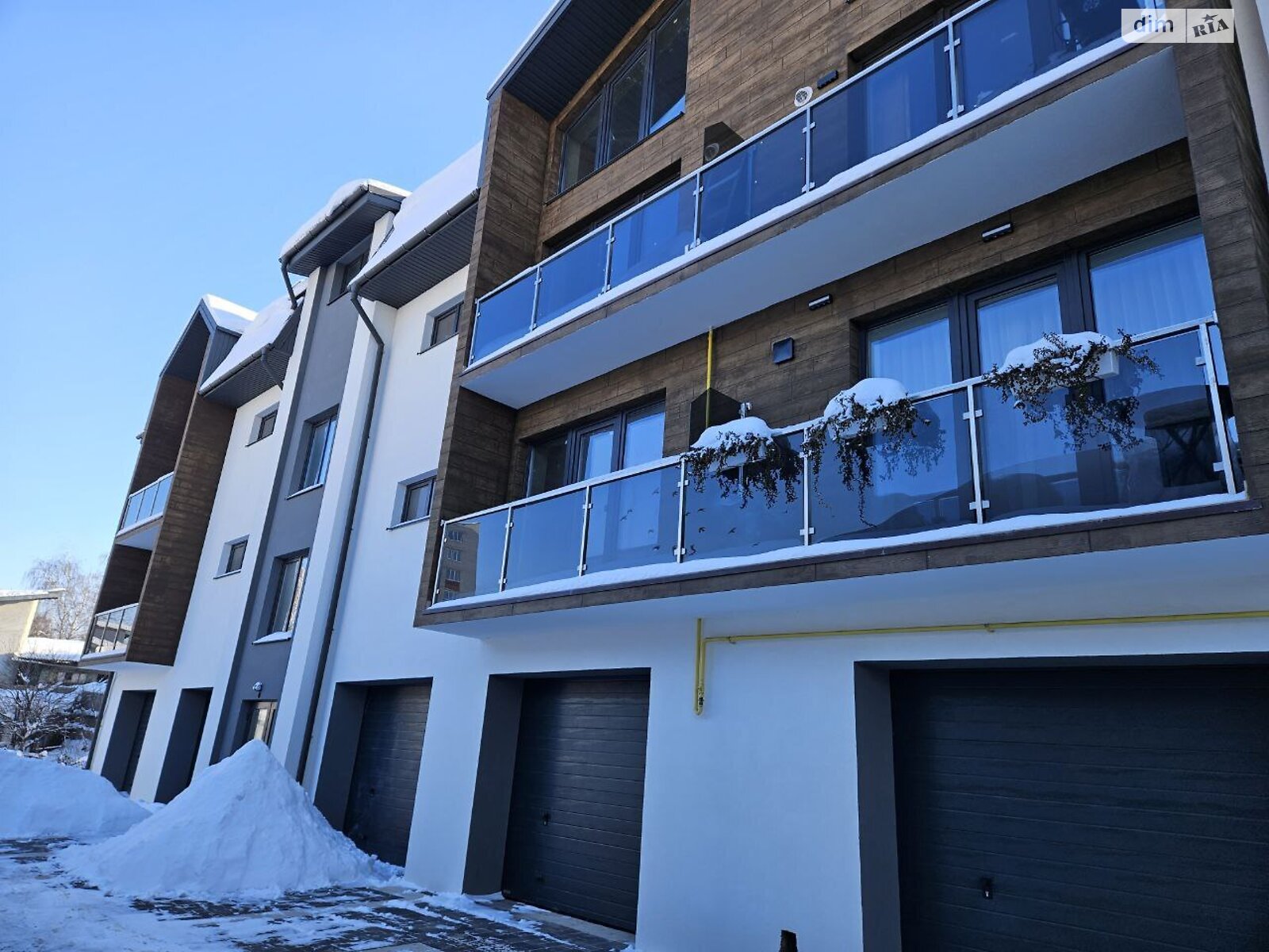 Продаж трикімнатної квартири в Тернополі, на вул. Весела, район Старий парк фото 1