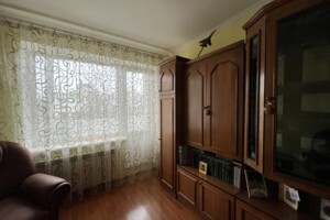 Продаж двокімнатної квартири в Тернополі, на вул. 15-го Квітня, район Бам фото 2