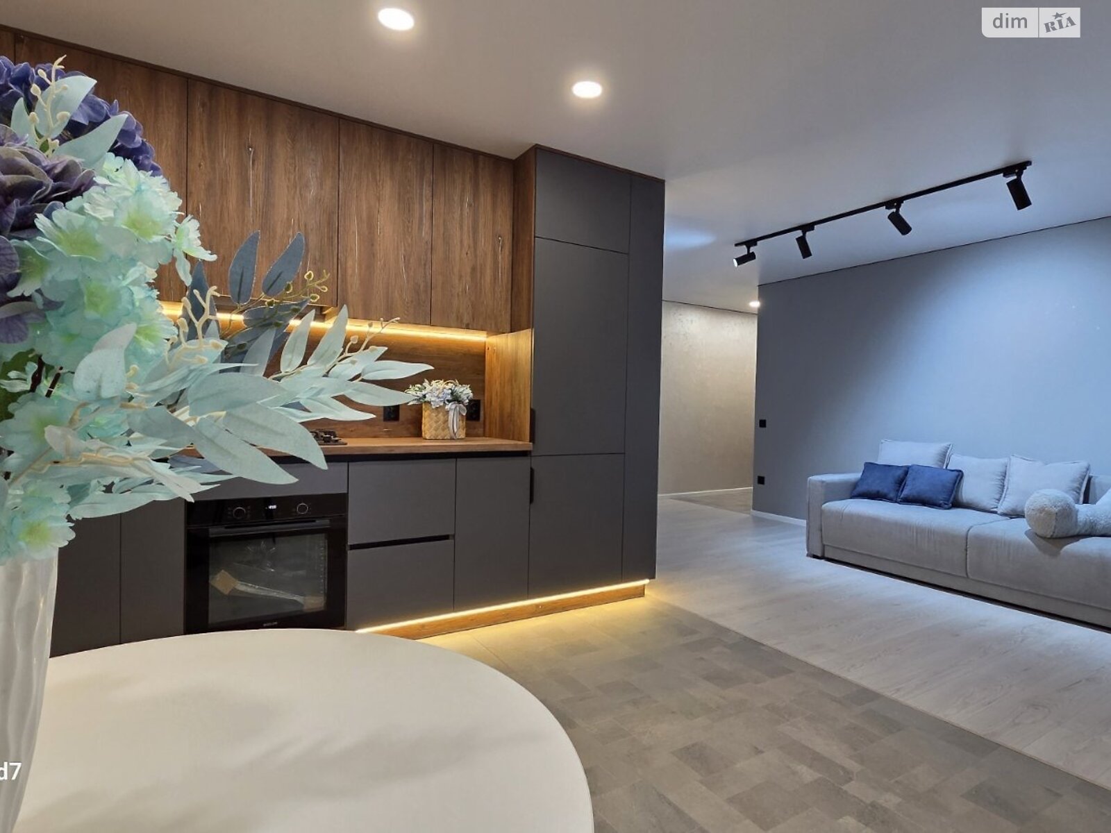 Продажа двухкомнатной квартиры в Тернополе, на ул. Сахарова Андрея Академика 10, район Тинда фото 1