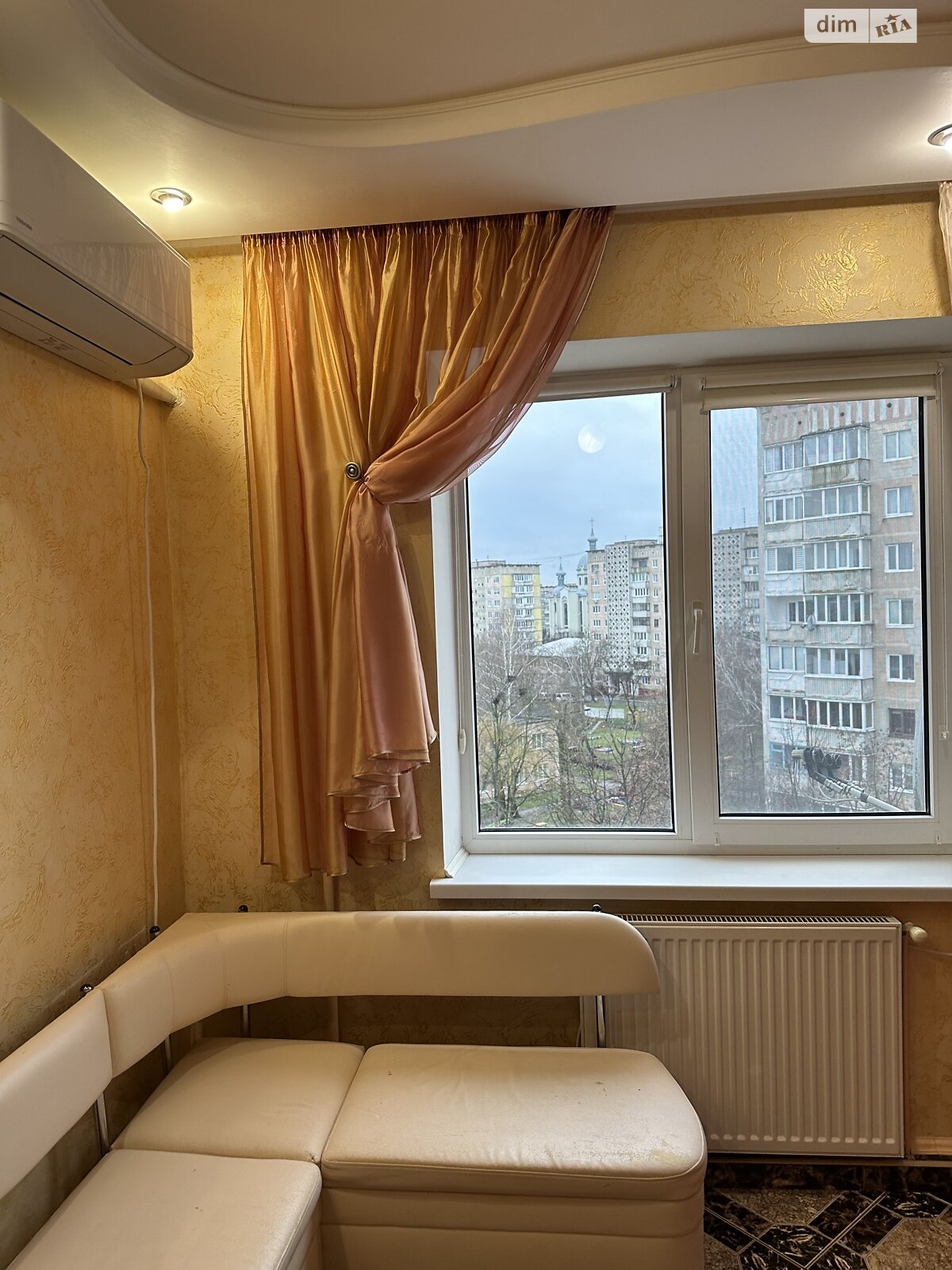 Продажа двухкомнатной квартиры в Тернополе, на бул. Петлюры Симона 10, район Бам фото 1 Продажа двухкомнатной квартиры в Тернополе, на бул. Петлюры Симона 10, район Бам фото 1