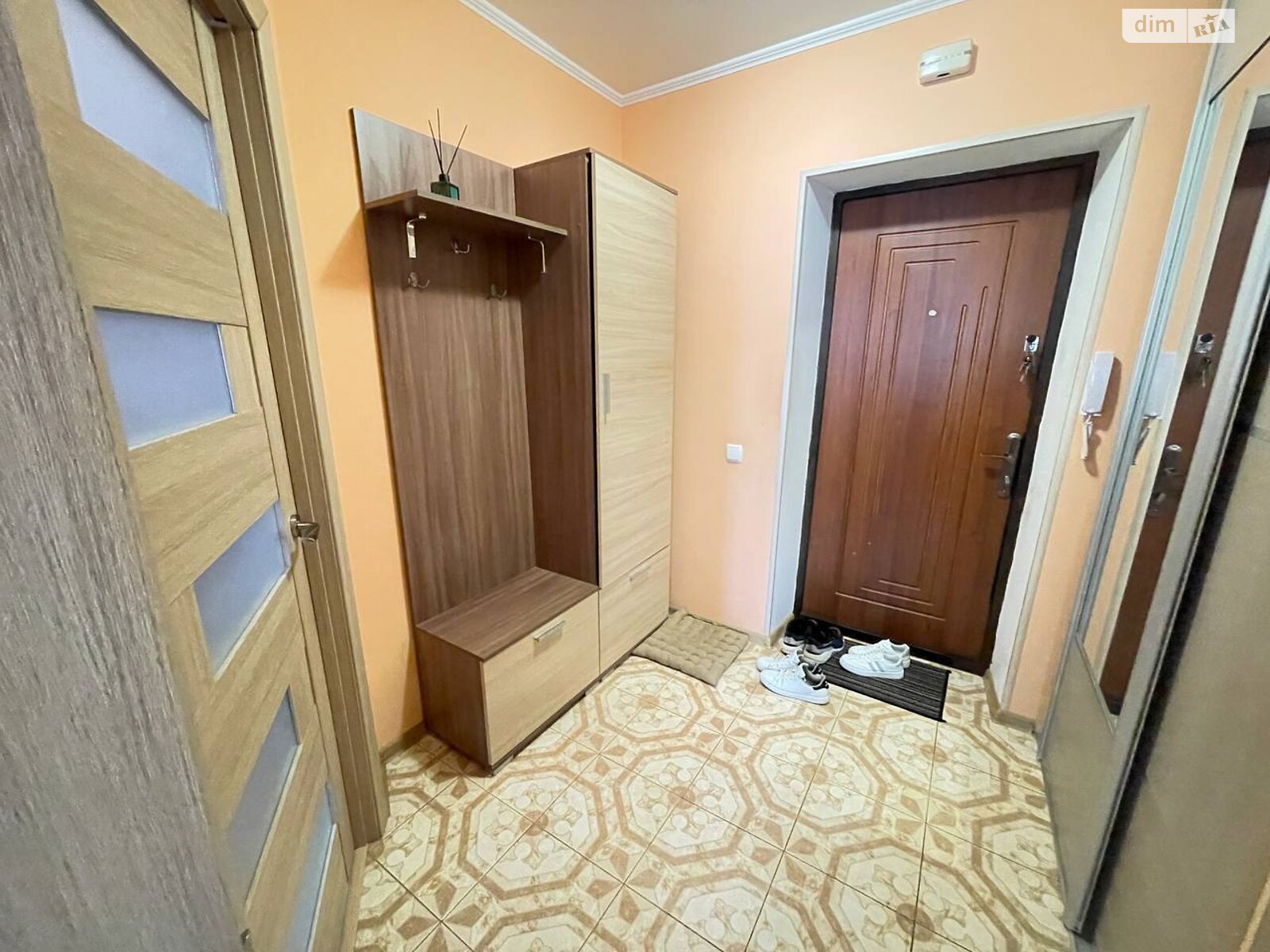 Продажа однокомнатной квартиры в Тернополе, на ул. Стуса Василия, район Тинда фото 1 Продажа однокомнатной квартиры в Тернополе, на ул. Стуса Василия, район Тинда фото 1