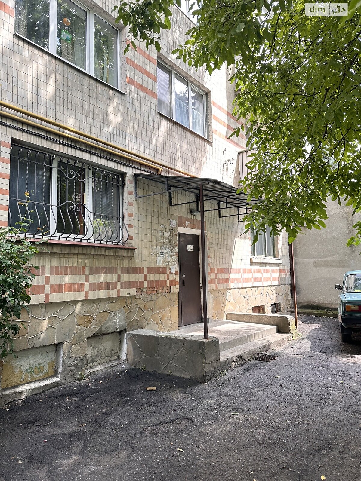 Продажа двухкомнатной квартиры в Тернополе, на просп. Бандеры Степана 4, район Центр фото 1 Продажа двухкомнатной квартиры в Тернополе, на просп. Бандеры Степана 4, район Центр фото 1
