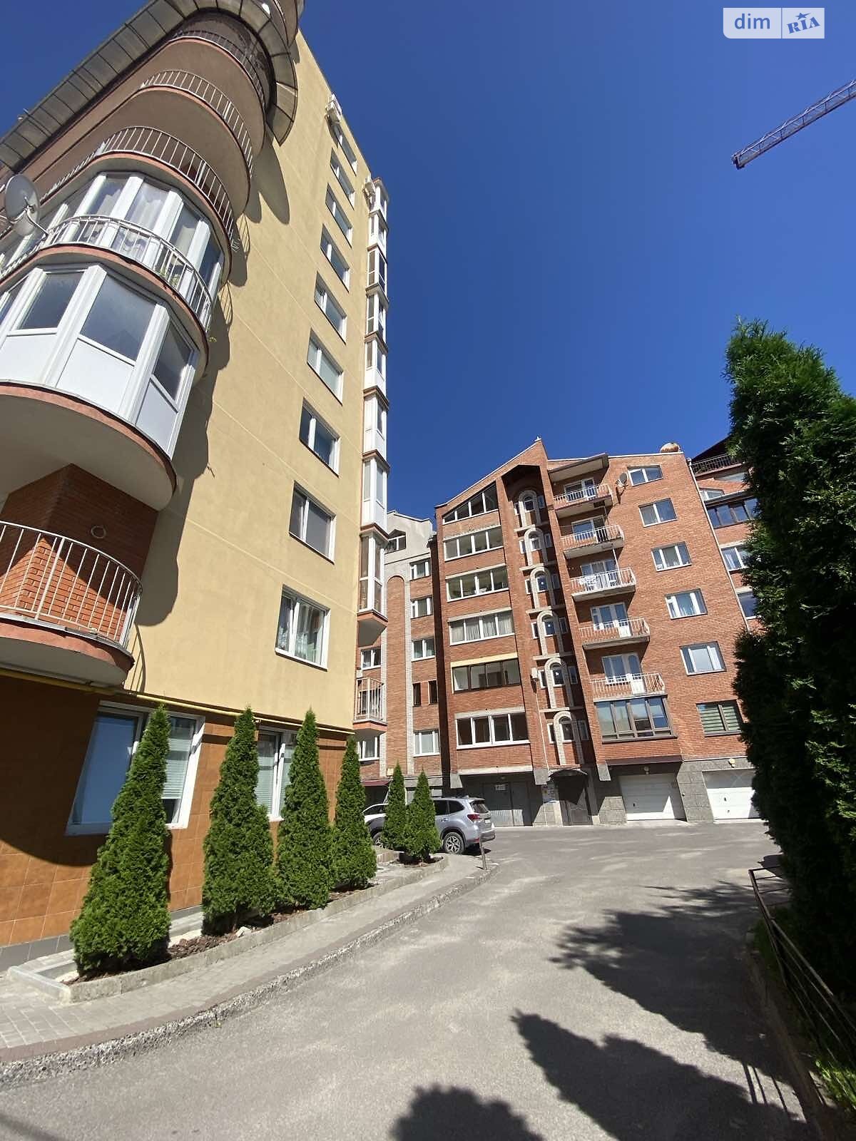 Продаж трикімнатної квартири в Тернополі, на вул. Барвінських Родини, район Центр фото 1 Продаж трикімнатної квартири в Тернополі, на вул. Барвінських Родини, район Центр фото 1