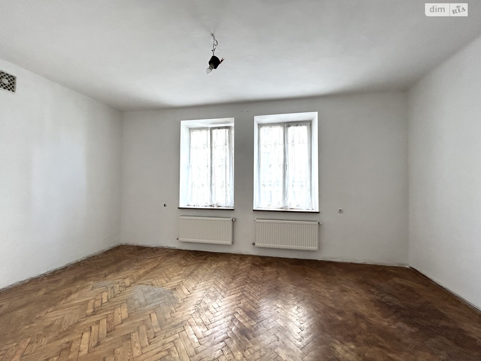 Продажа двухкомнатной квартиры в Тернополе, на ул. Барвинских Семьи, район Центр фото 1 Продажа двухкомнатной квартиры в Тернополе, на ул. Барвинских Семьи, район Центр фото 1