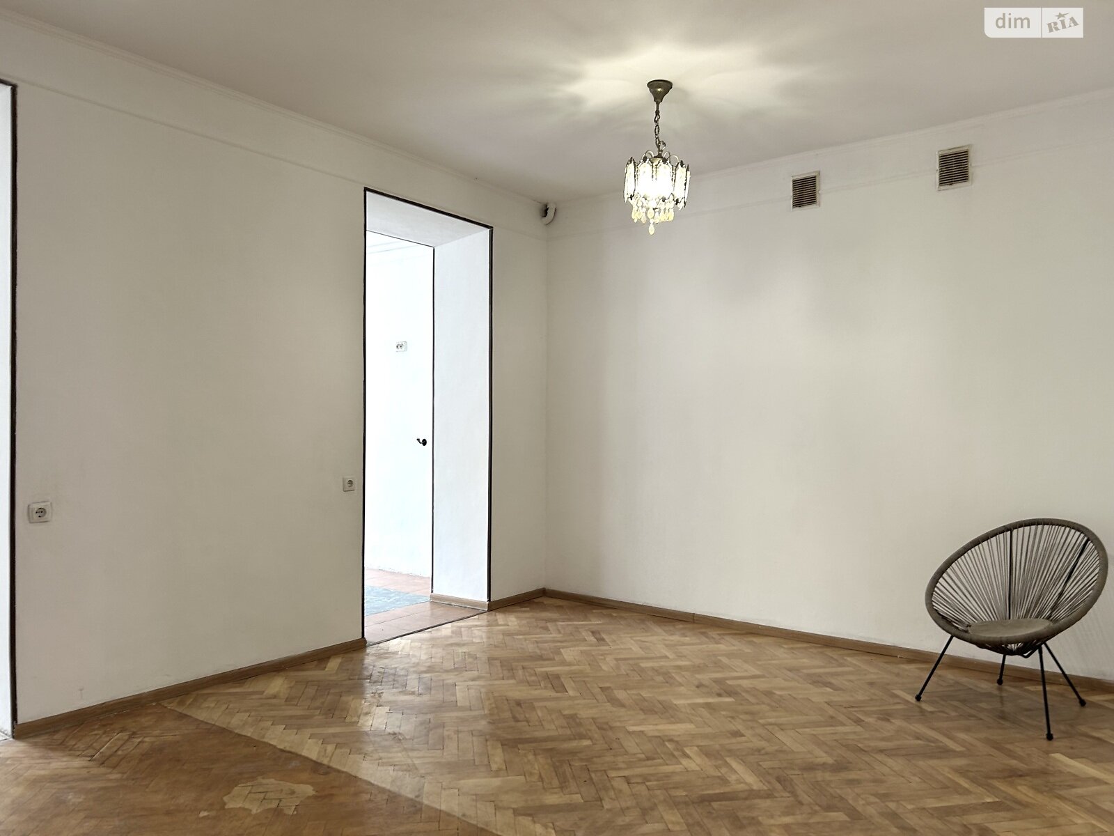 Продажа двухкомнатной квартиры в Тернополе, на ул. Барвинских Семьи, район Центр фото 1 Продажа двухкомнатной квартиры в Тернополе, на ул. Барвинских Семьи, район Центр фото 1