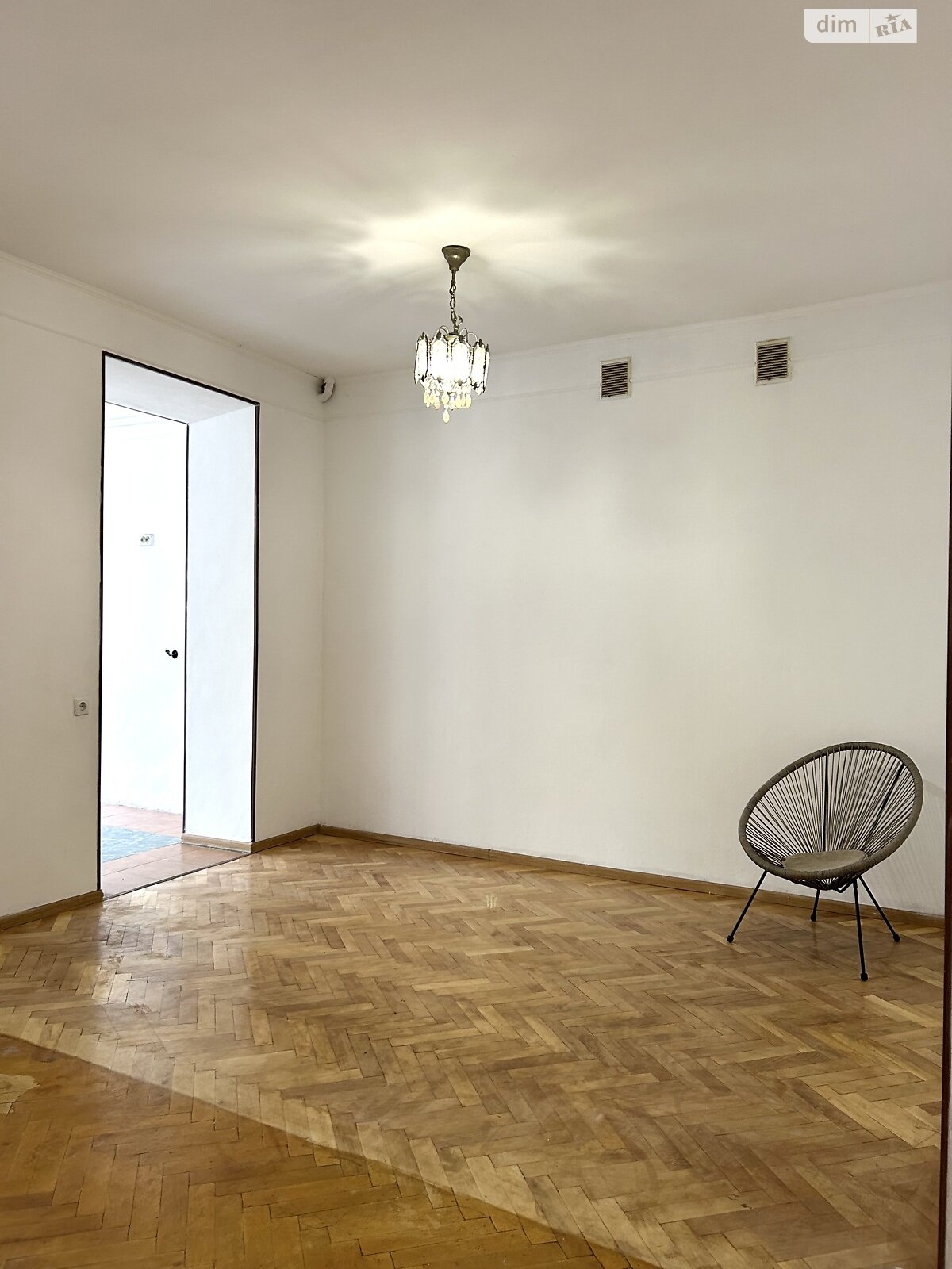 Продажа двухкомнатной квартиры в Тернополе, на ул. Барвинских Семьи, район Центр фото 1 Продажа двухкомнатной квартиры в Тернополе, на ул. Барвинских Семьи, район Центр фото 1