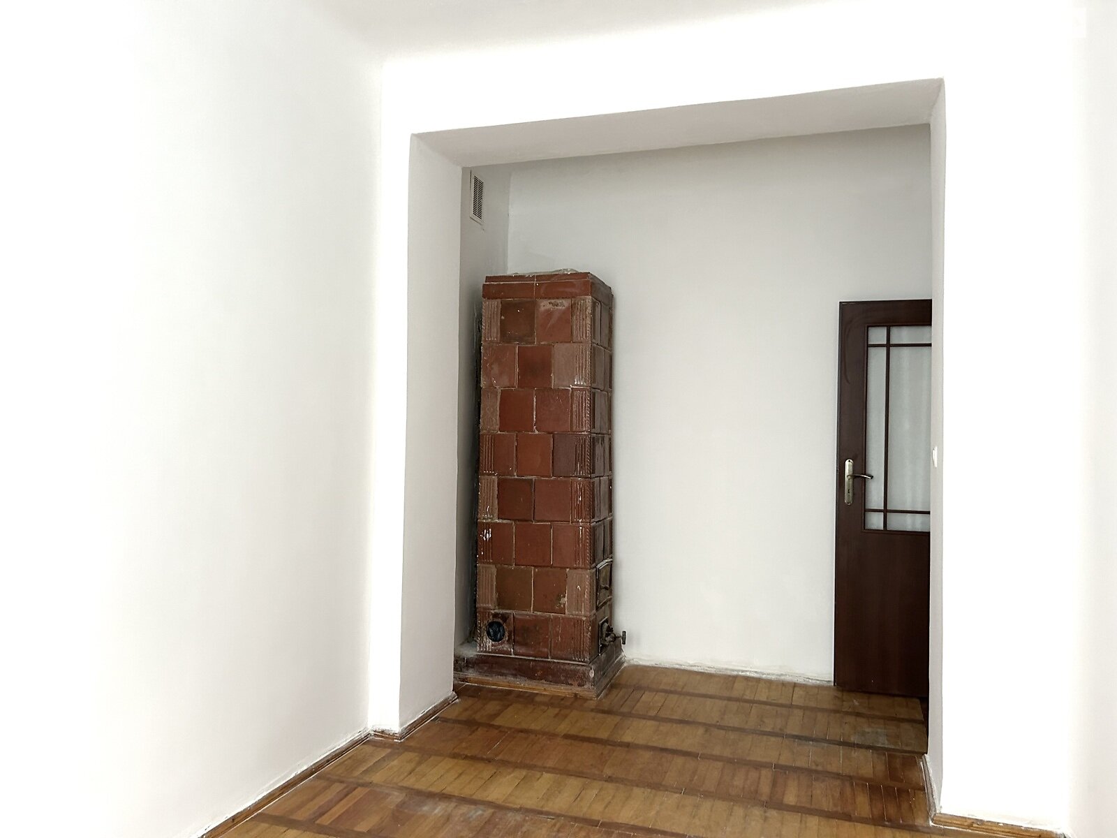 Продажа двухкомнатной квартиры в Тернополе, на ул. Барвинских Семьи, район Центр фото 1 Продажа двухкомнатной квартиры в Тернополе, на ул. Барвинских Семьи, район Центр фото 1