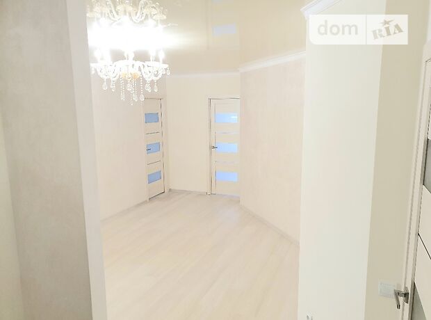 Продажа трехкомнатной квартиры в Тернополе, на ул. Белогорская район Центр фото 1 Продажа трехкомнатной квартиры в Тернополе, на ул. Белогорская район Центр фото 1