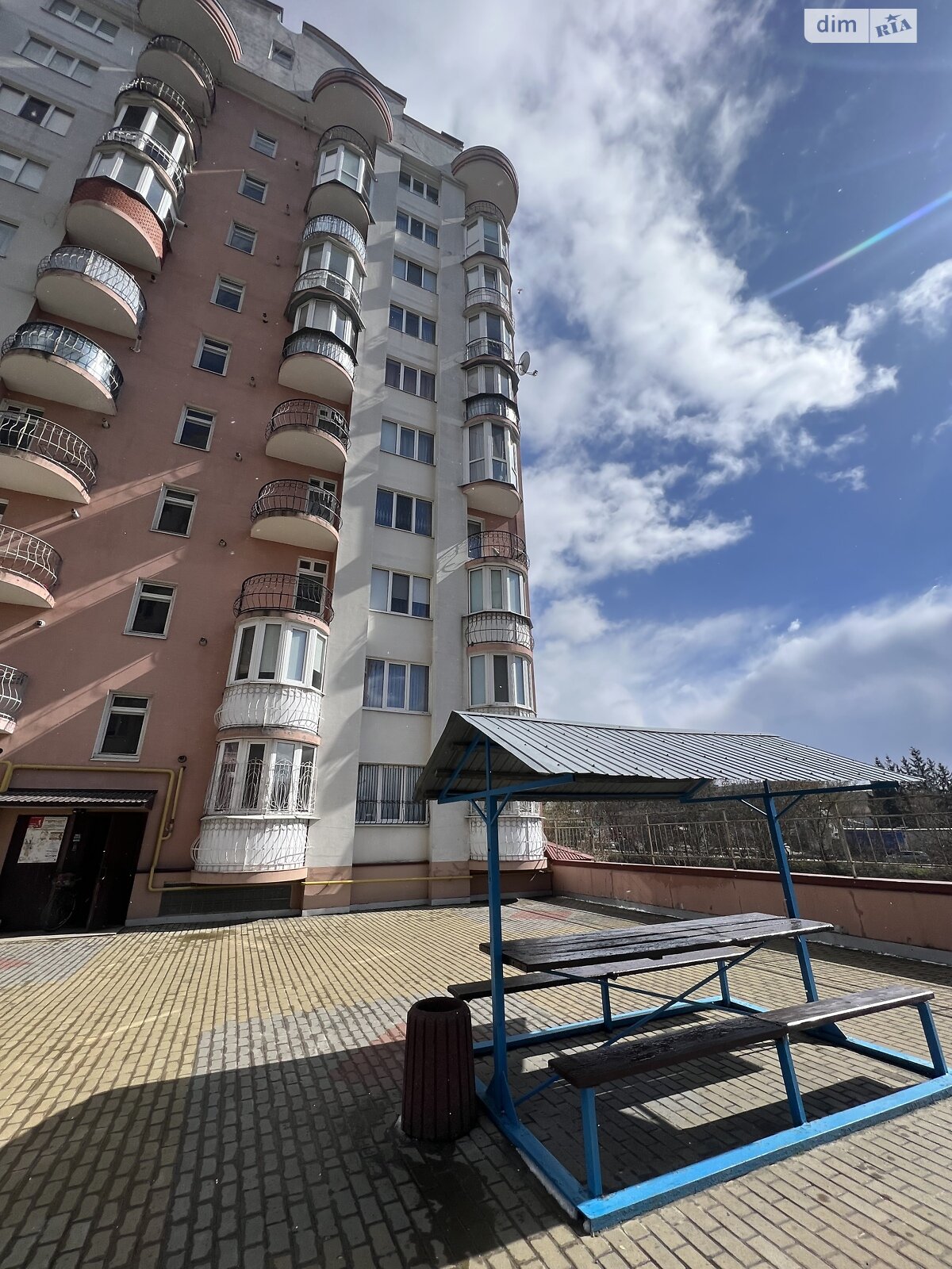 Продаж однокімнатної квартири в Тернополі, на вул. Чернівецька, район Центр фото 1 Продаж однокімнатної квартири в Тернополі, на вул. Чернівецька, район Центр фото 1