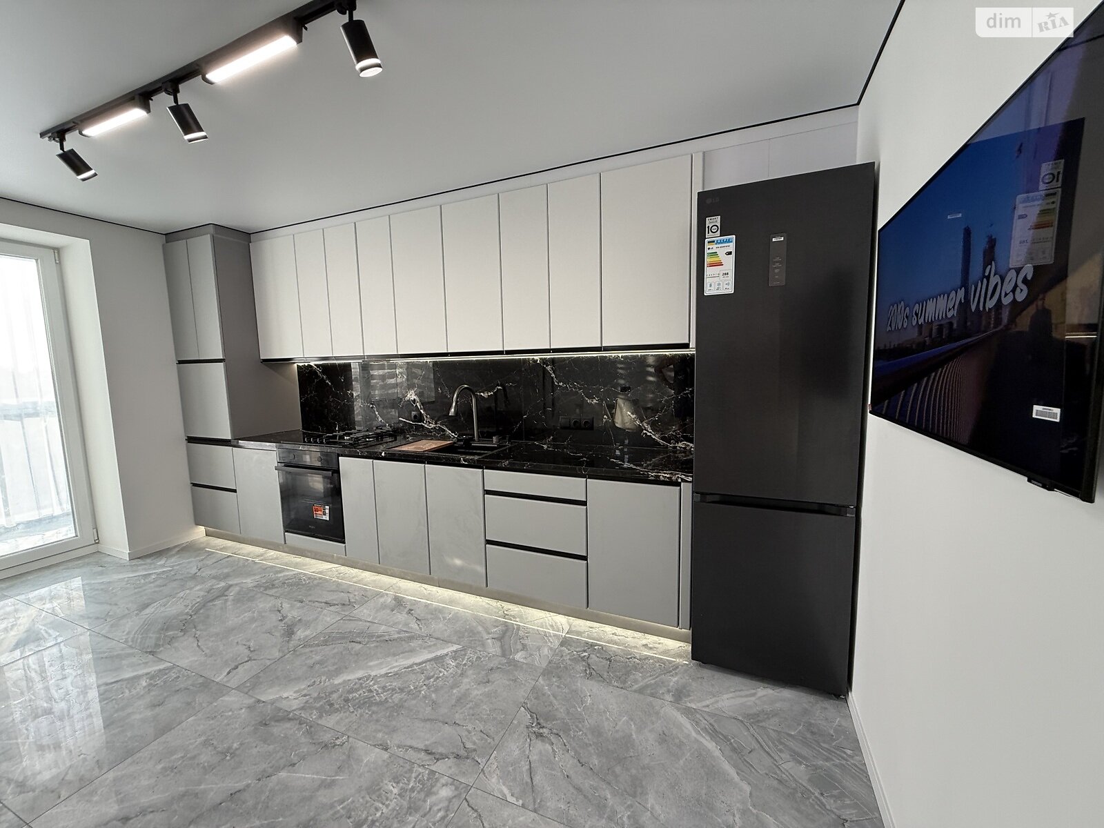 Продажа однокомнатной квартиры в Тернополе, на ул. Черновецкая 71, район Центр фото 1 Продажа однокомнатной квартиры в Тернополе, на ул. Черновецкая 71, район Центр фото 1