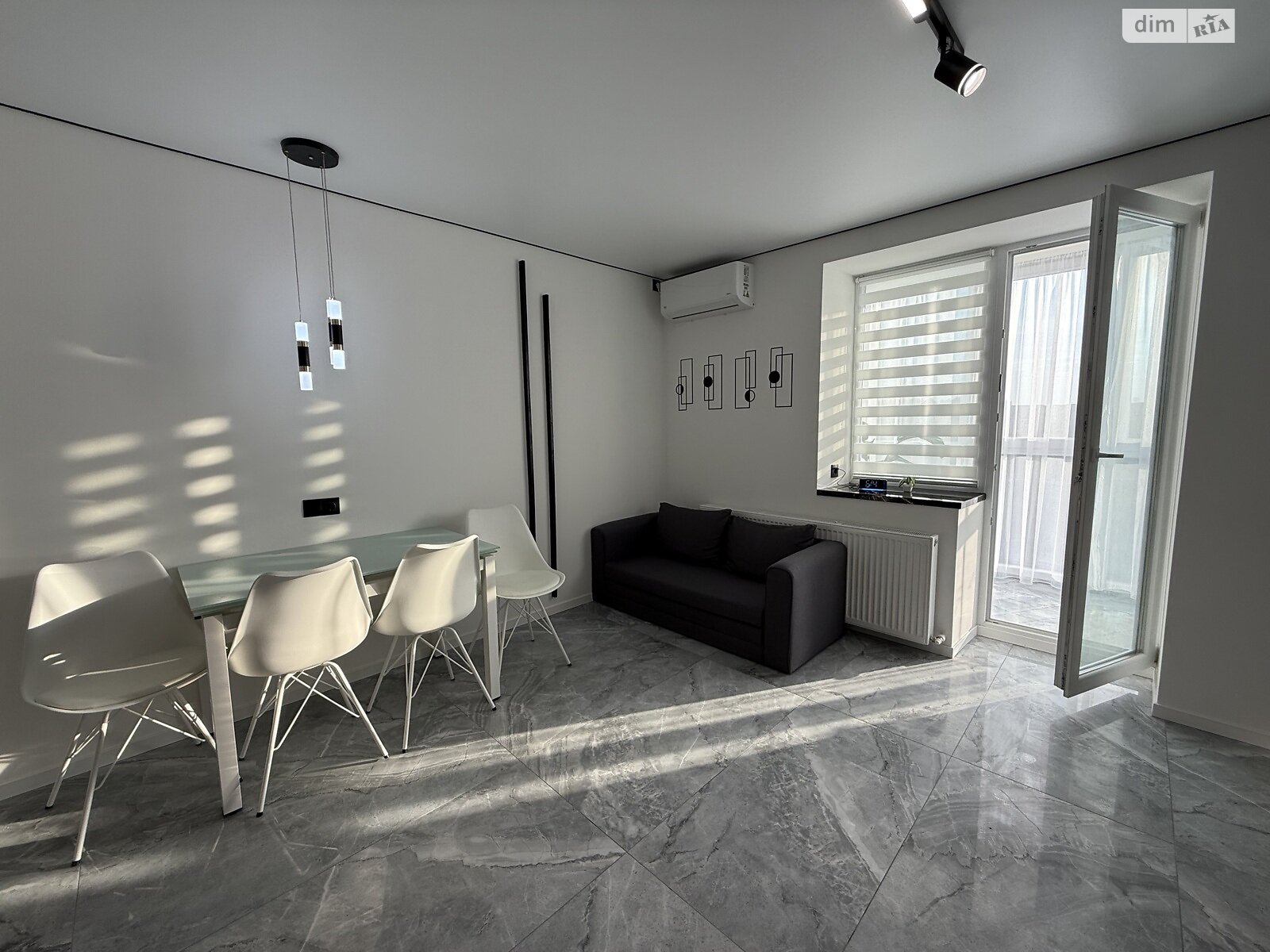 Продажа однокомнатной квартиры в Тернополе, на ул. Черновецкая 71, район Центр фото 1 Продажа однокомнатной квартиры в Тернополе, на ул. Черновецкая 71, район Центр фото 1