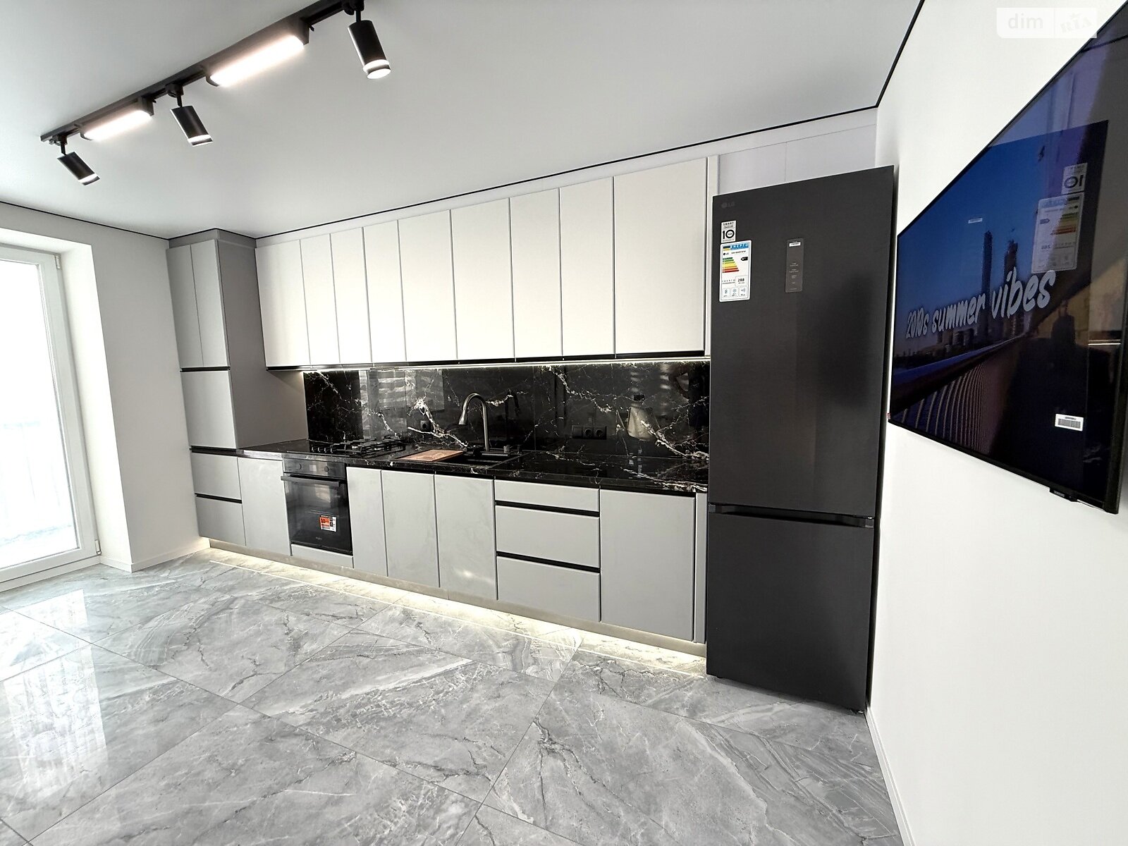 Продажа однокомнатной квартиры в Тернополе, на ул. Черновецкая 71, район Центр фото 1 Продажа однокомнатной квартиры в Тернополе, на ул. Черновецкая 71, район Центр фото 1