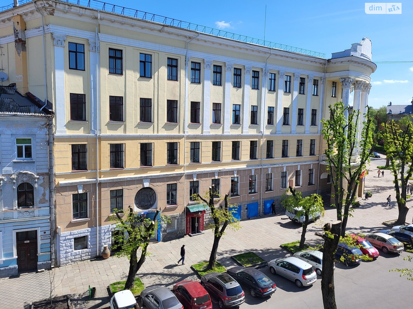 Продажа трехкомнатной квартиры в Тернополе, на ул. Грушевского Михаила 5, район Центр фото 1