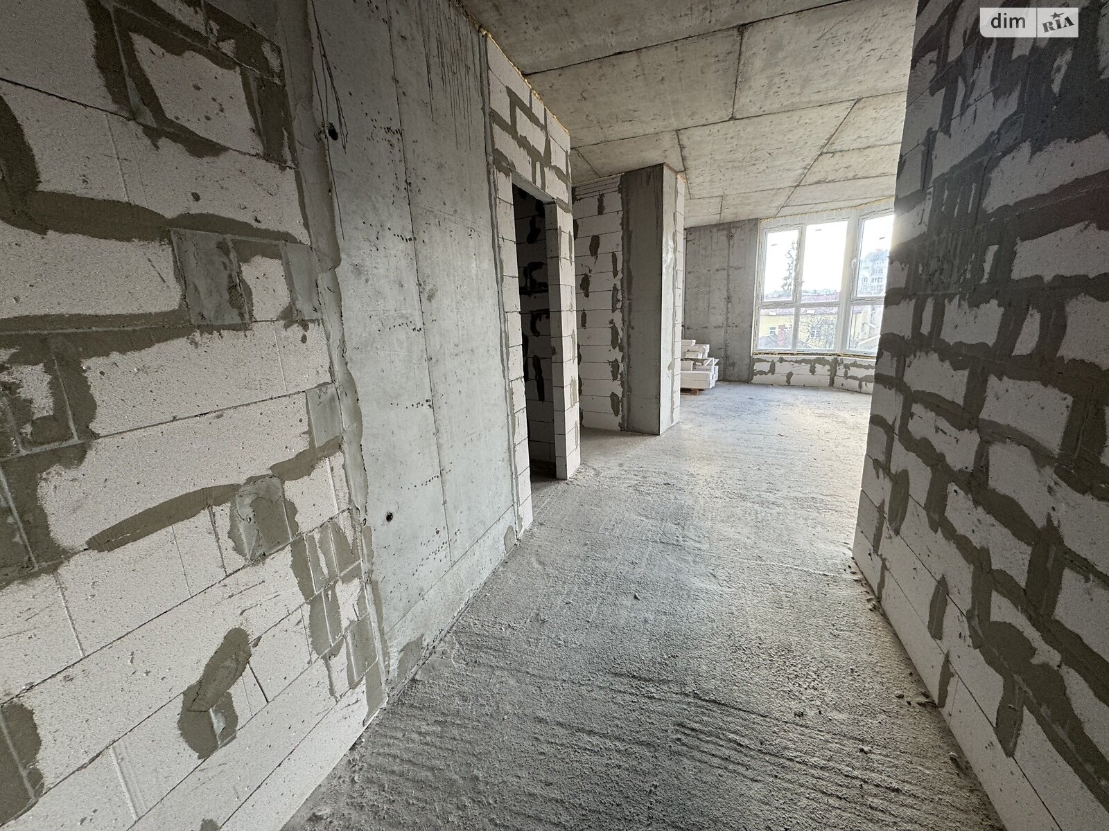 Продажа трехкомнатной квартиры в Тернополе, на ул. Федьковича, район Центр фото 1 Продажа трехкомнатной квартиры в Тернополе, на ул. Федьковича, район Центр фото 1