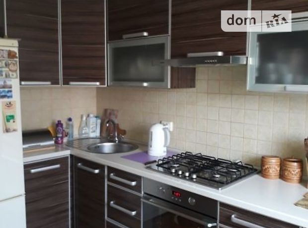Продажа трехкомнатной квартиры в Тернополе, на ул. Галицкая район Центр фото 1 Продажа трехкомнатной квартиры в Тернополе, на ул. Галицкая район Центр фото 1