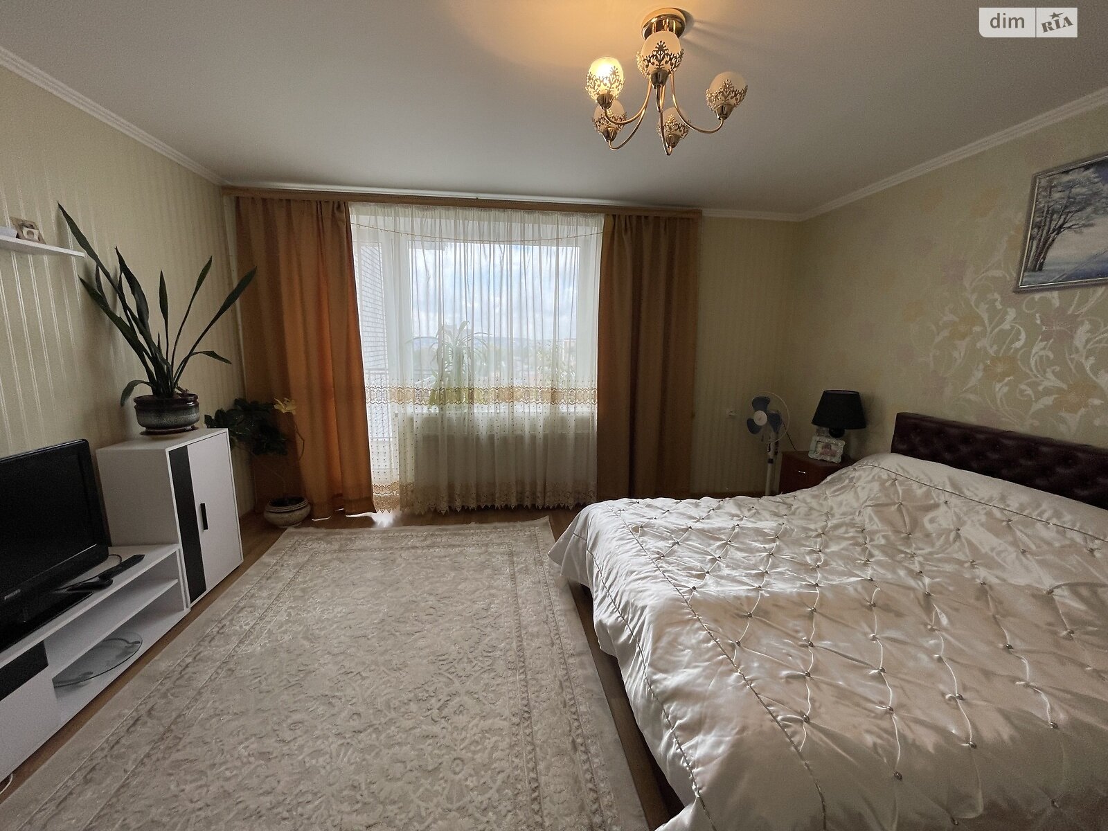 Продаж двокімнатної квартири в Тернополі, на вул. Глибока, район Центр фото 1 Продаж двокімнатної квартири в Тернополі, на вул. Глибока, район Центр фото 1