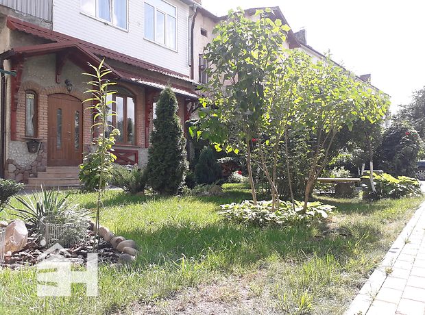 Продажа трехкомнатной квартиры в Тернополе, на ул. Хмельницкого Богдана район Центр фото 1 Продажа трехкомнатной квартиры в Тернополе, на ул. Хмельницкого Богдана район Центр фото 1