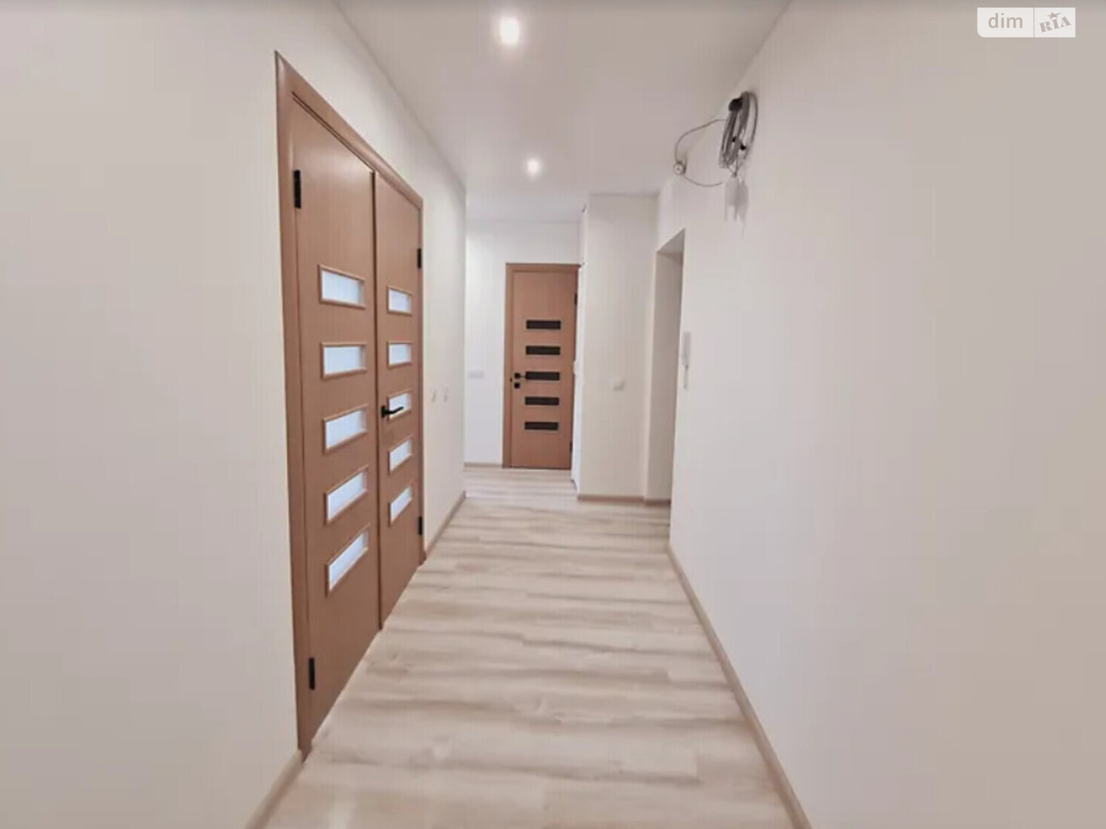 Продаж двокімнатної квартири в Тернополі, на вул. Торговиця, район Центр фото 1 Продаж двокімнатної квартири в Тернополі, на вул. Торговиця, район Центр фото 1